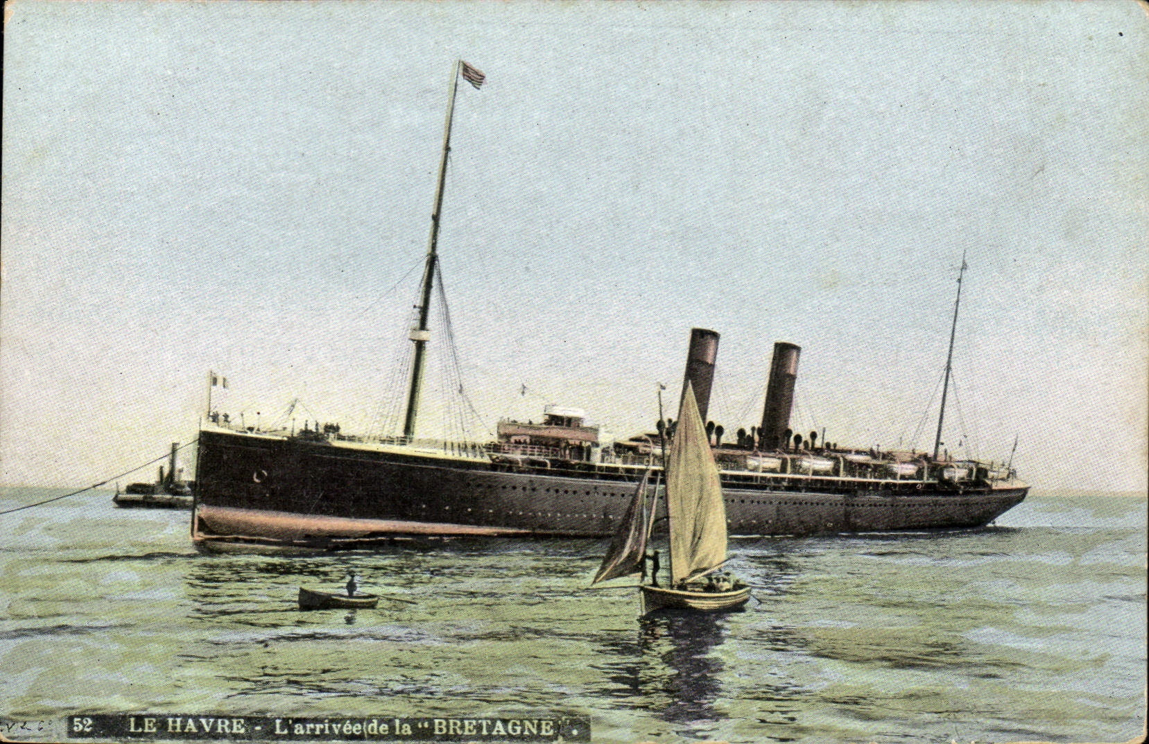VINTAGE POSTCARD Boat Le Havre the arrival of Brittany