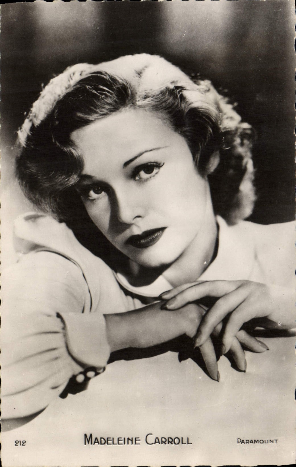 POSTAL MODERNA cine Madeleine Caroll