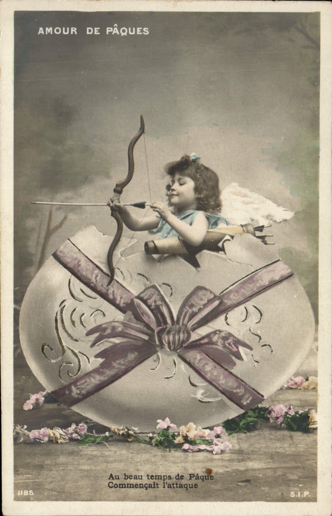 CPA Tir a l'arc Enfant Amour de Paques