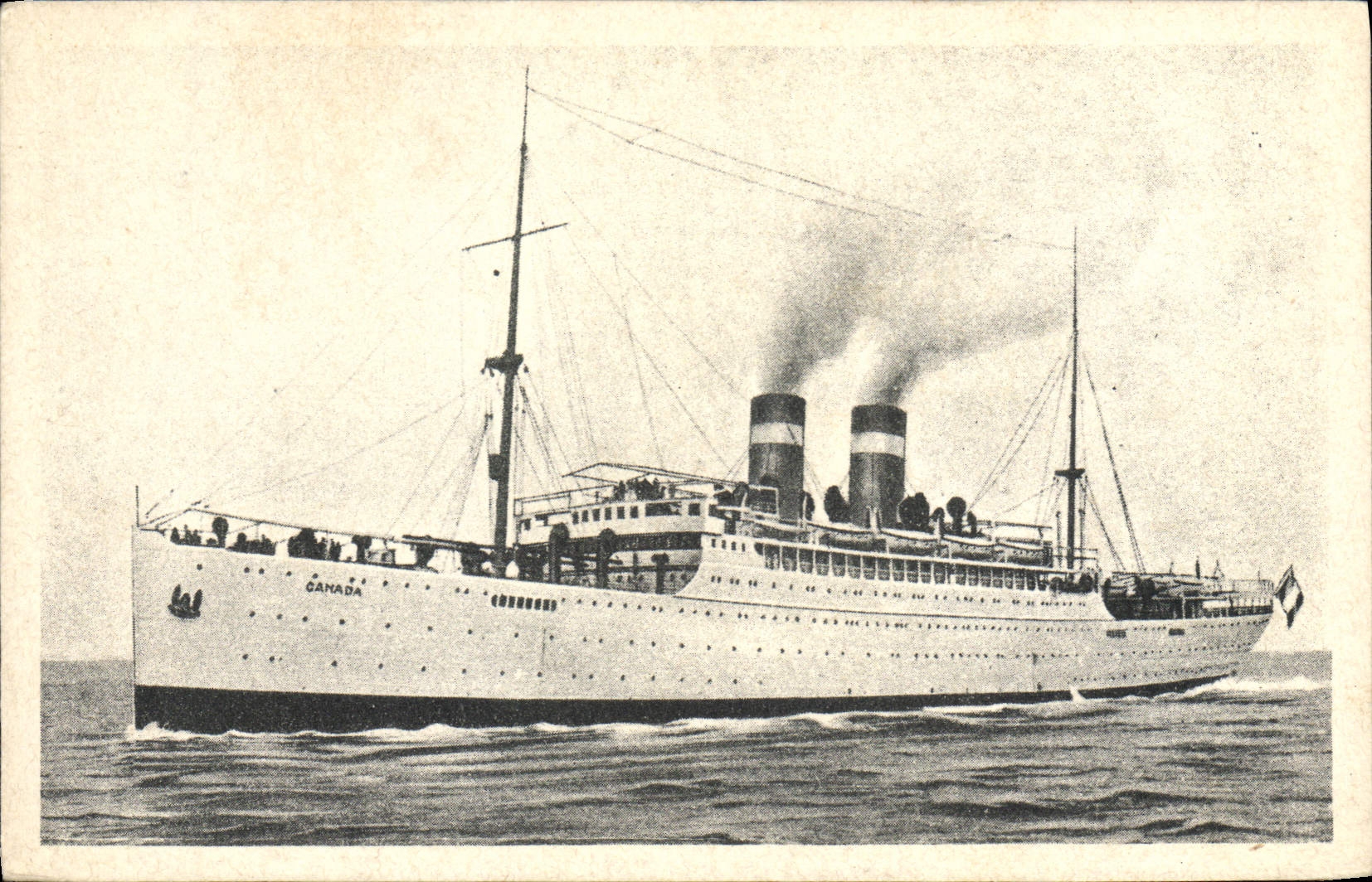 VINTAGE POSTCARD Boat Canada Steamer