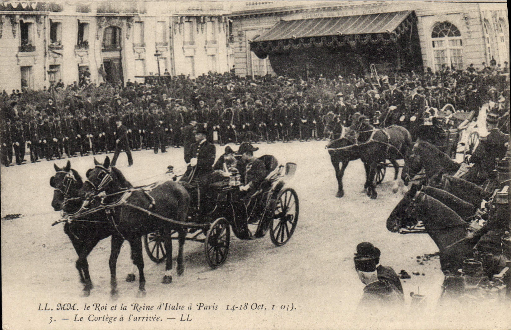 VINTAGE POSTCARD the sovereigns of Italy has Paris the procession on arrival
