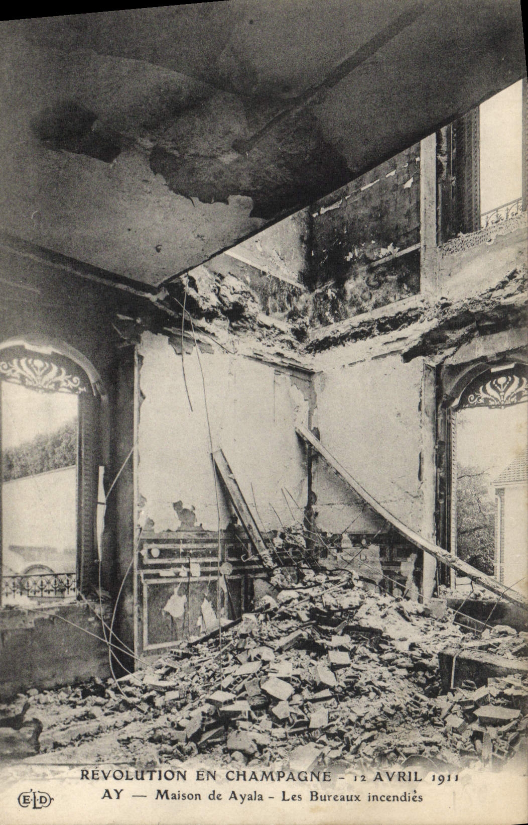 CPA Revolution de Champagne 12 avril 1911 Ay Maison de Ayala Les bureaux incendies TOP