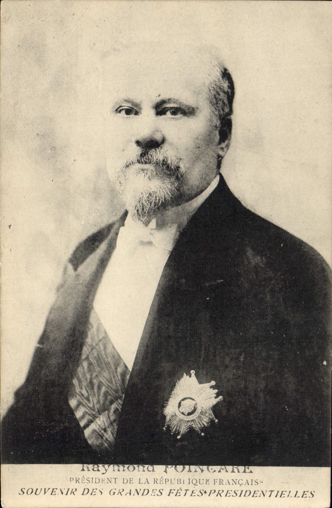 VINTAGE POSTCARD Raymond Poincare President of the French Republic