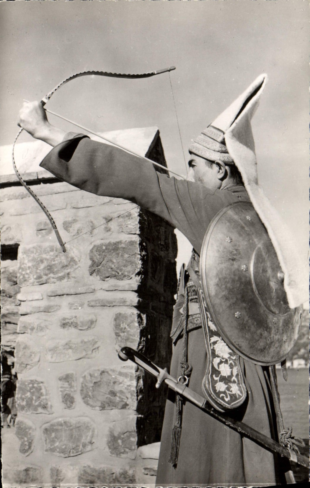 POSTAL MODERNA Turquía de mil y un felices Shooting de Ottin Archer de las noches con el cuerpo de la grieta del arco de los Janissaries