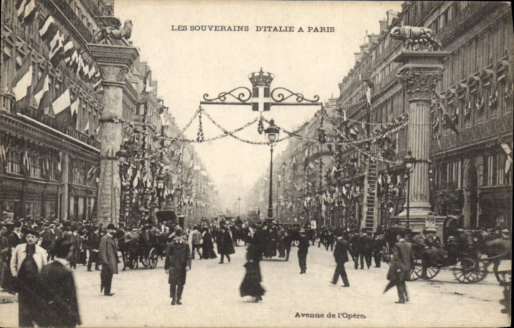 CPA Les souverains d'Italie a Paris 