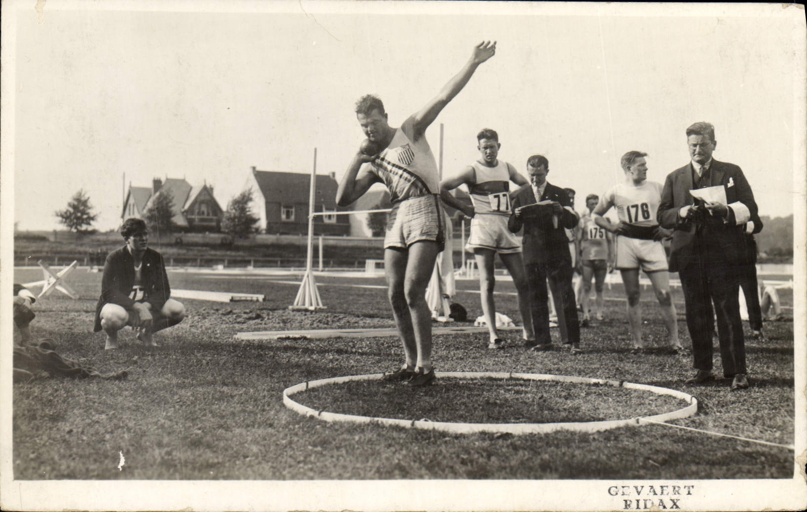 CARTE PHOTO Athletisme Lancer de poids