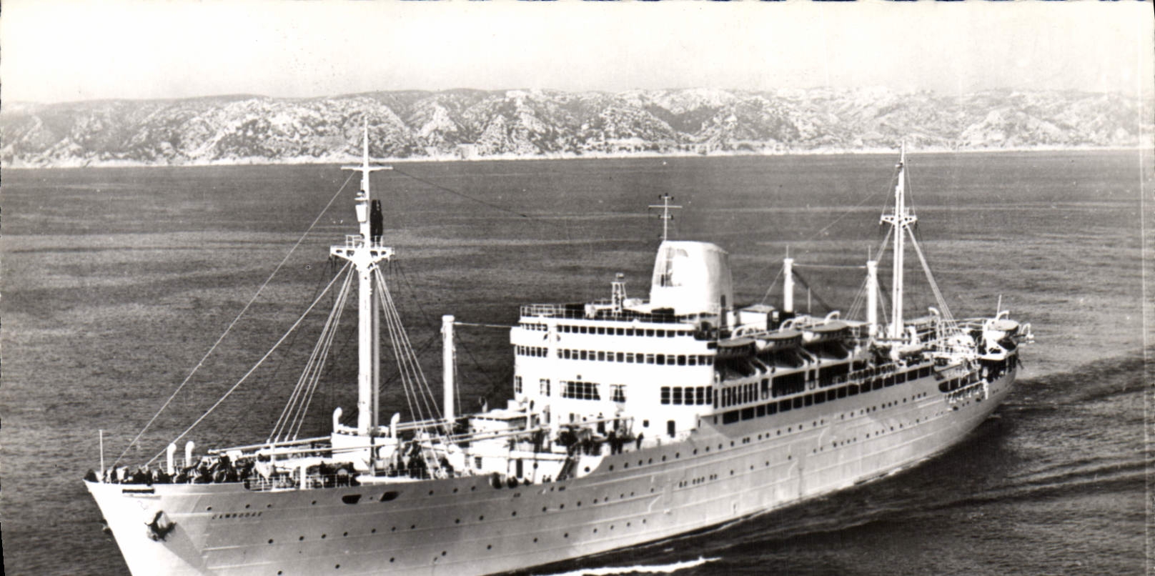 CPM Bateau Compagnie des Messageries Maritimes Paquebot Cambodge 