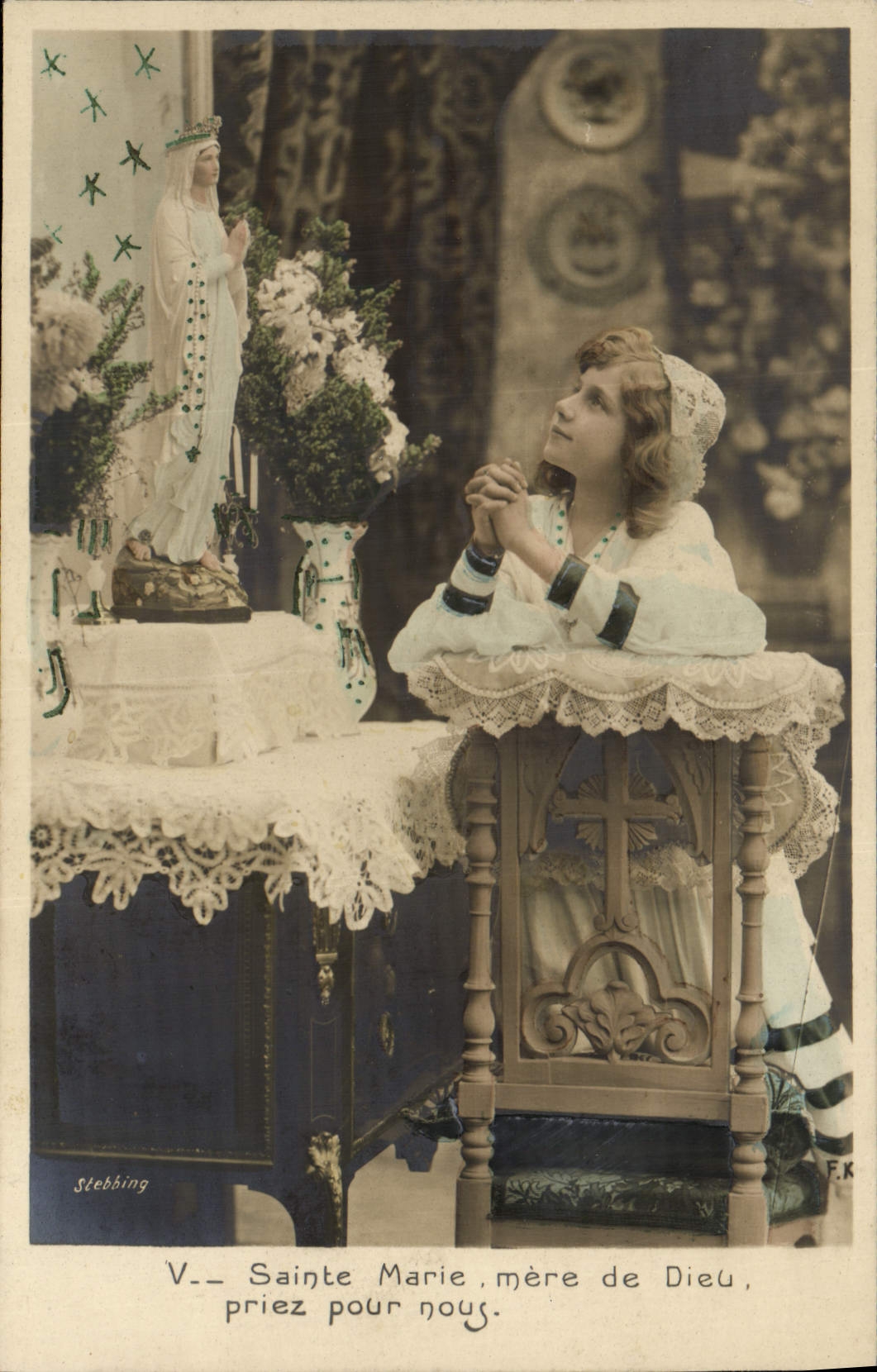 VINTAGE POSTCARD Fantasy Child Sainte Marie