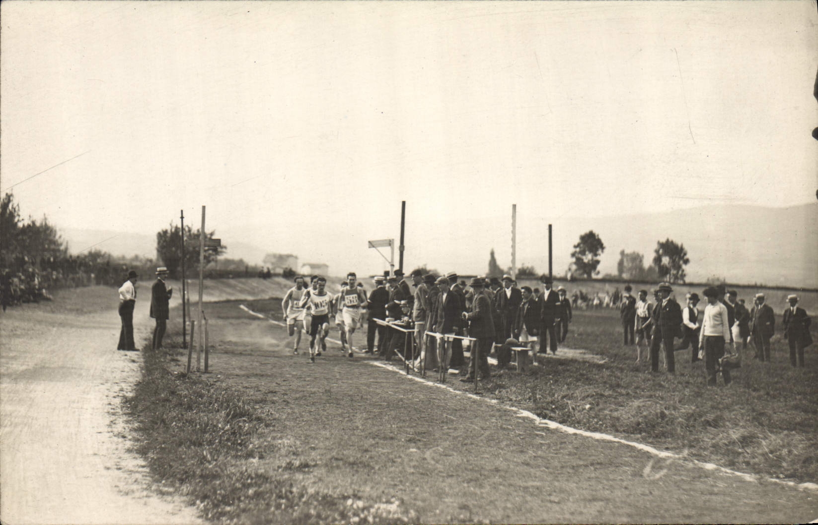 CARTE PHOTO Course a pied 