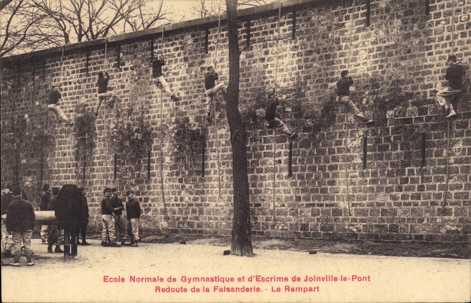 VINTAGE POSTCARD Teacher training school of Gymnastics and Joinville fencing the Redoute bridge of the Pheasantry the rampart