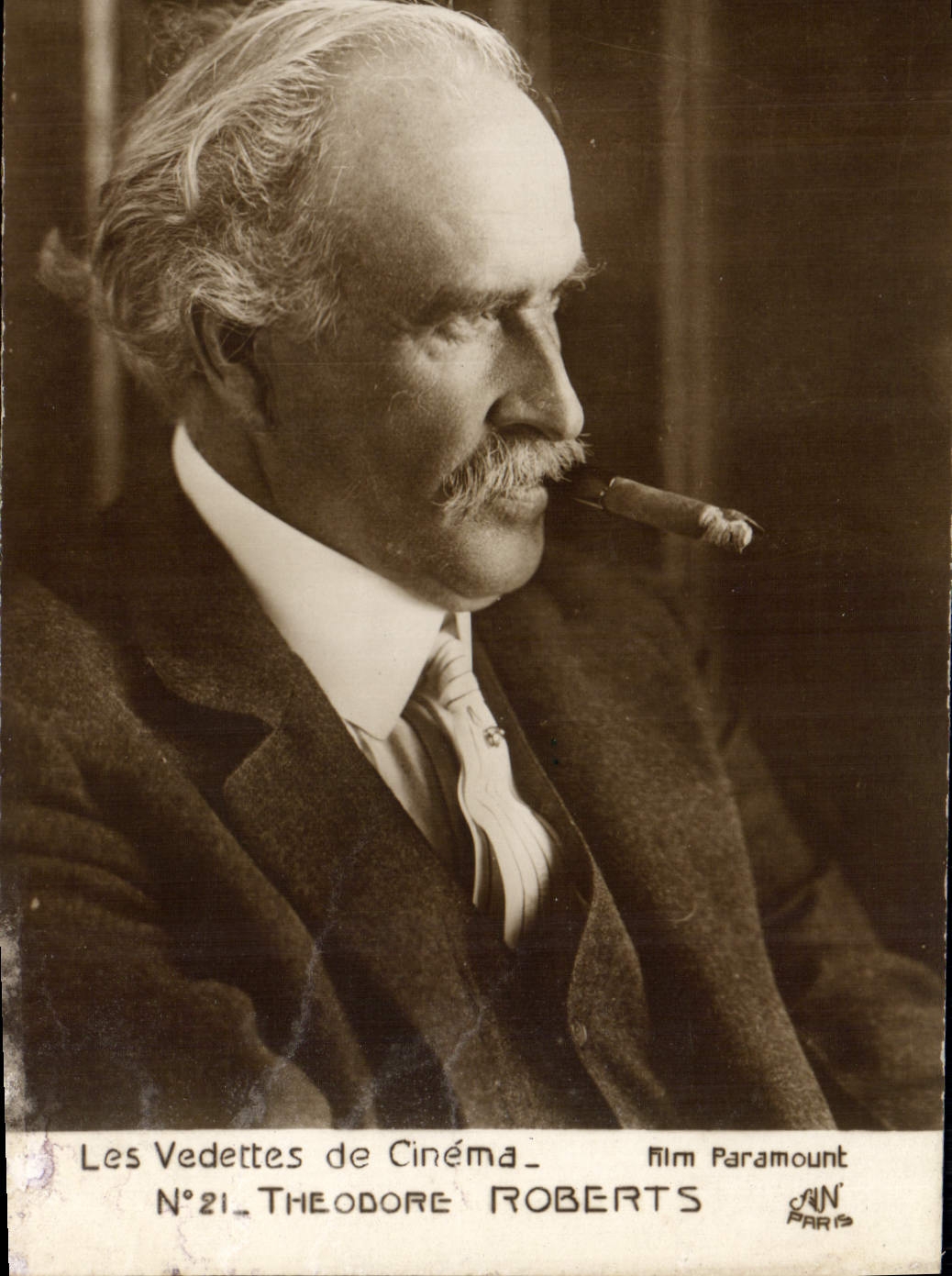 CPM Cinema Theodore Roberts Cigare 