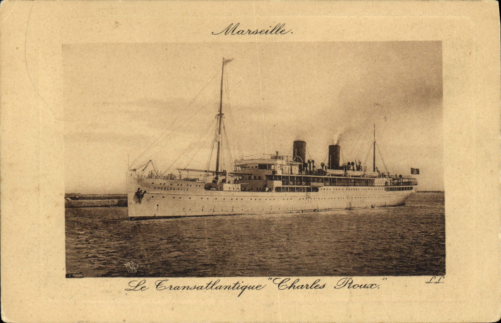 CPA Bateau Paquebot Marseille Le Transatlantique Charles Roux 