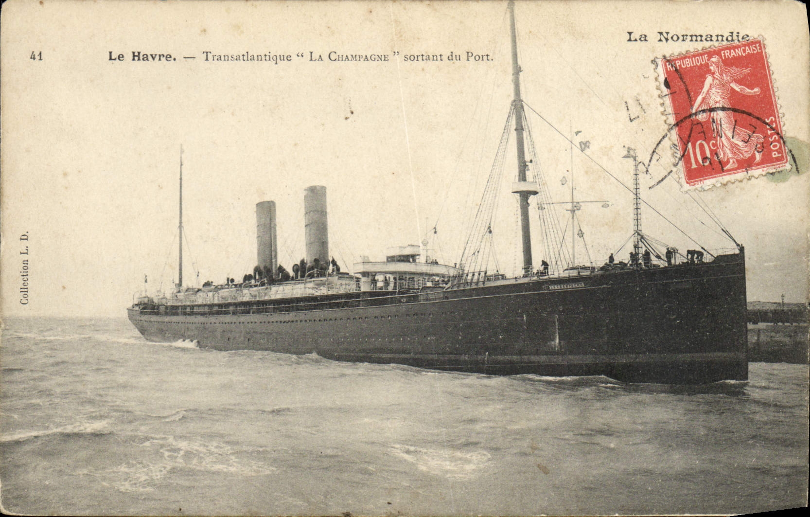VINTAGE POSTCARD Boat Steamer Transatlantic Le Havre the outgoing Champagne of the port