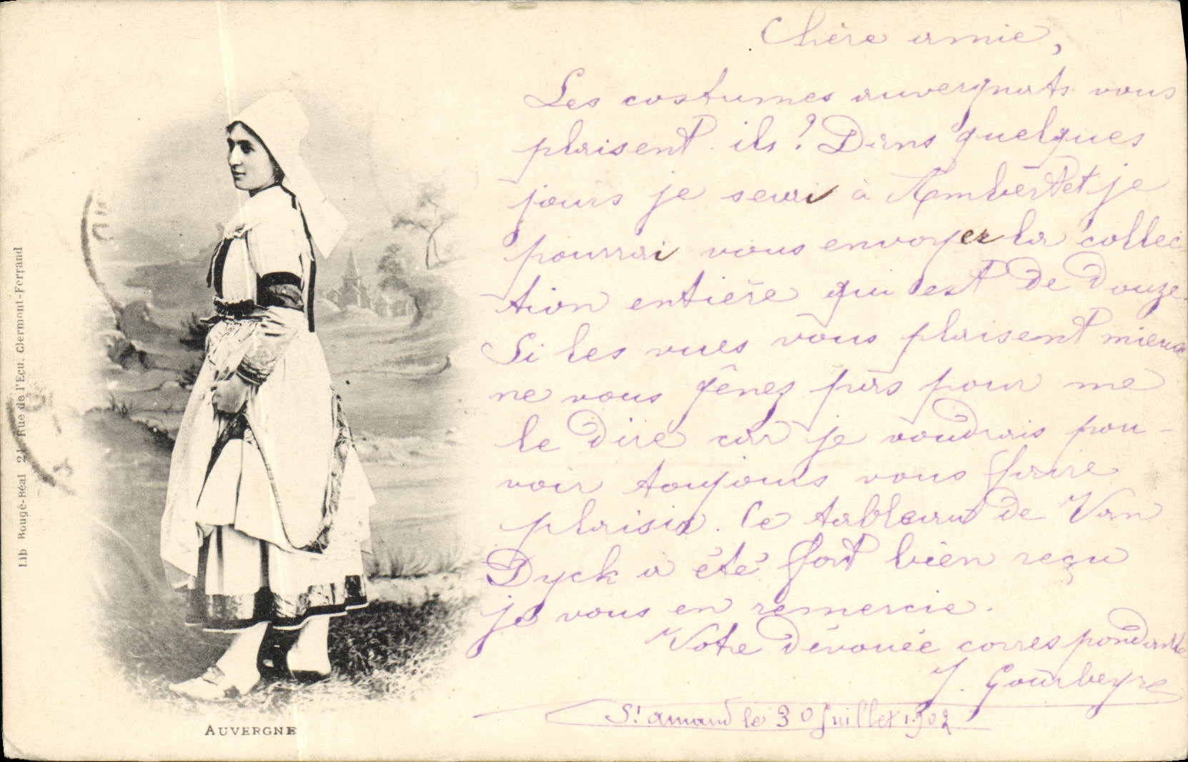 CPA Folklore Auvergne FEmme