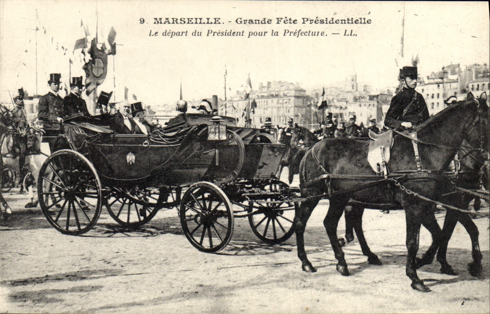 CPA Marseille Grande fete presidentielle Le depart du President pour la Prefecture