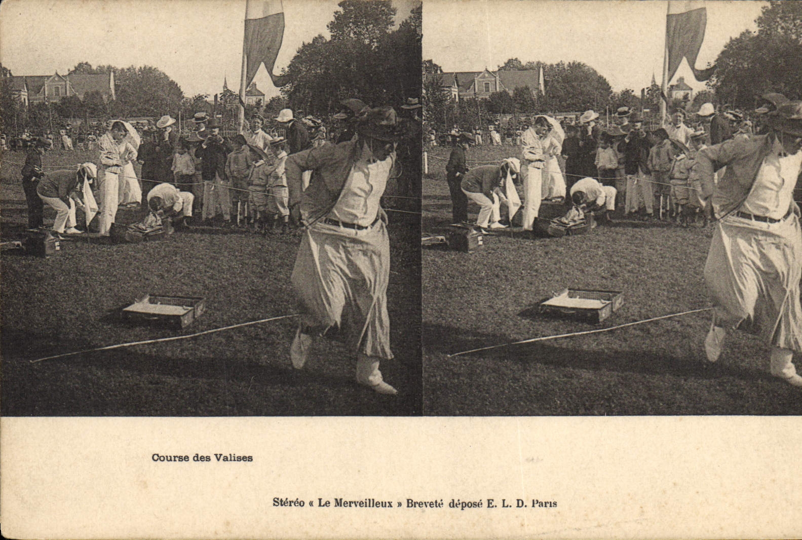 VINTAGE POSTCARD Travel of the bags