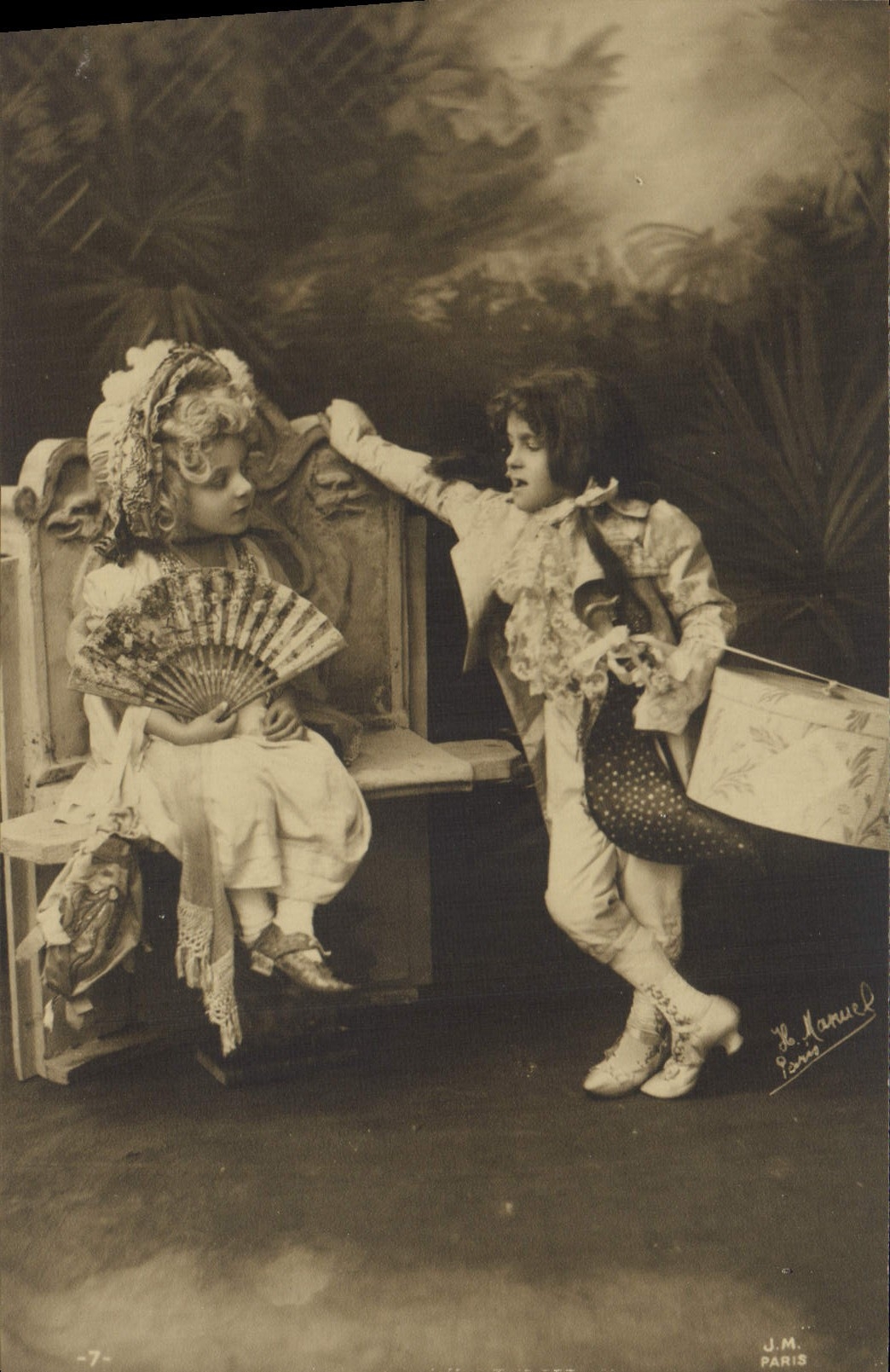 CPA Fantaisie Enfants Eventail