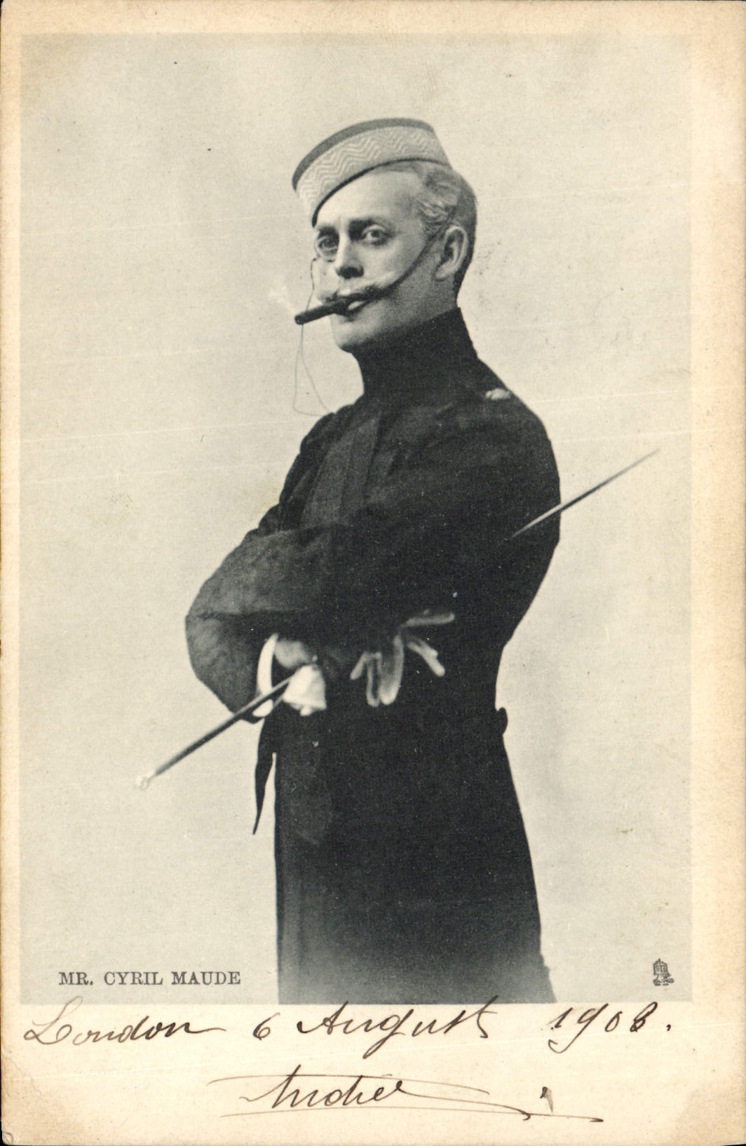 CPA Mr Cyril Maude Cigare Tabac