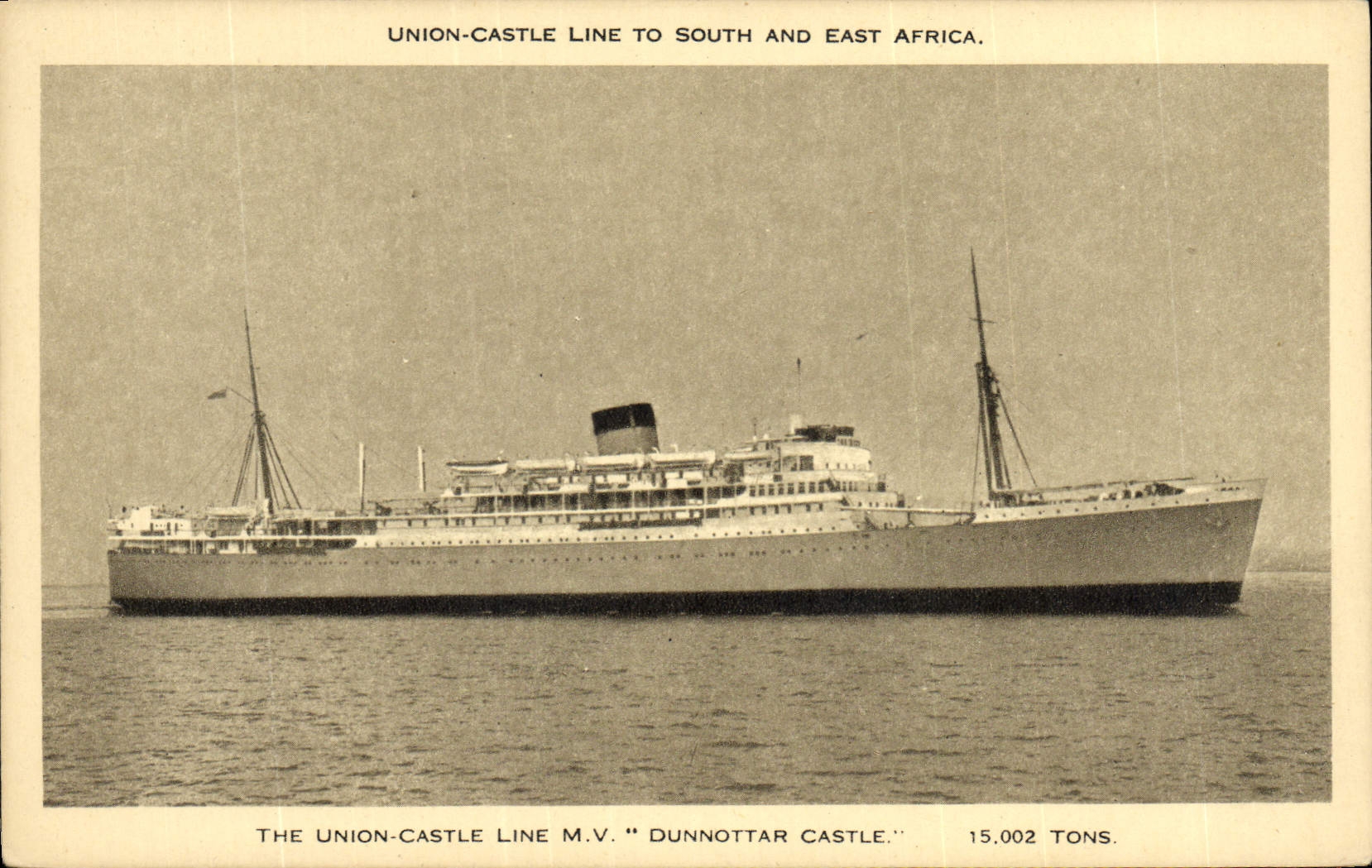 VINTAGE POSTCARD Boat Steamer Union Castle Line to South and East Africa Dunhottar Castle