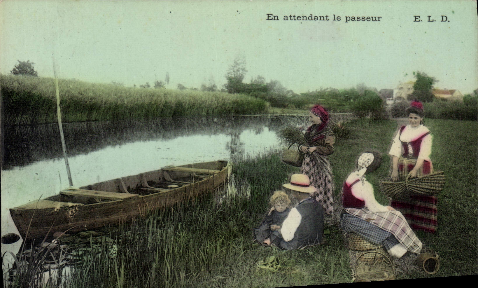 CPA Folklore En attendant le passeur