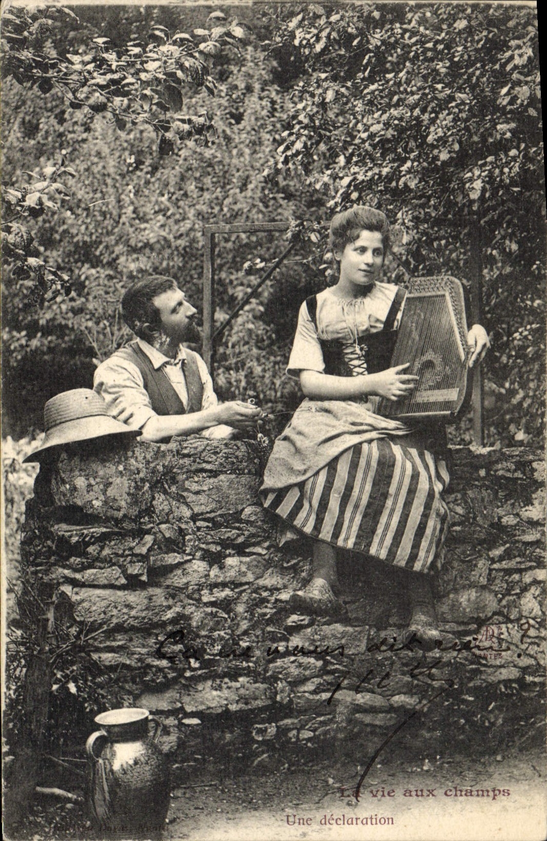 CPA Folklore Une declaration