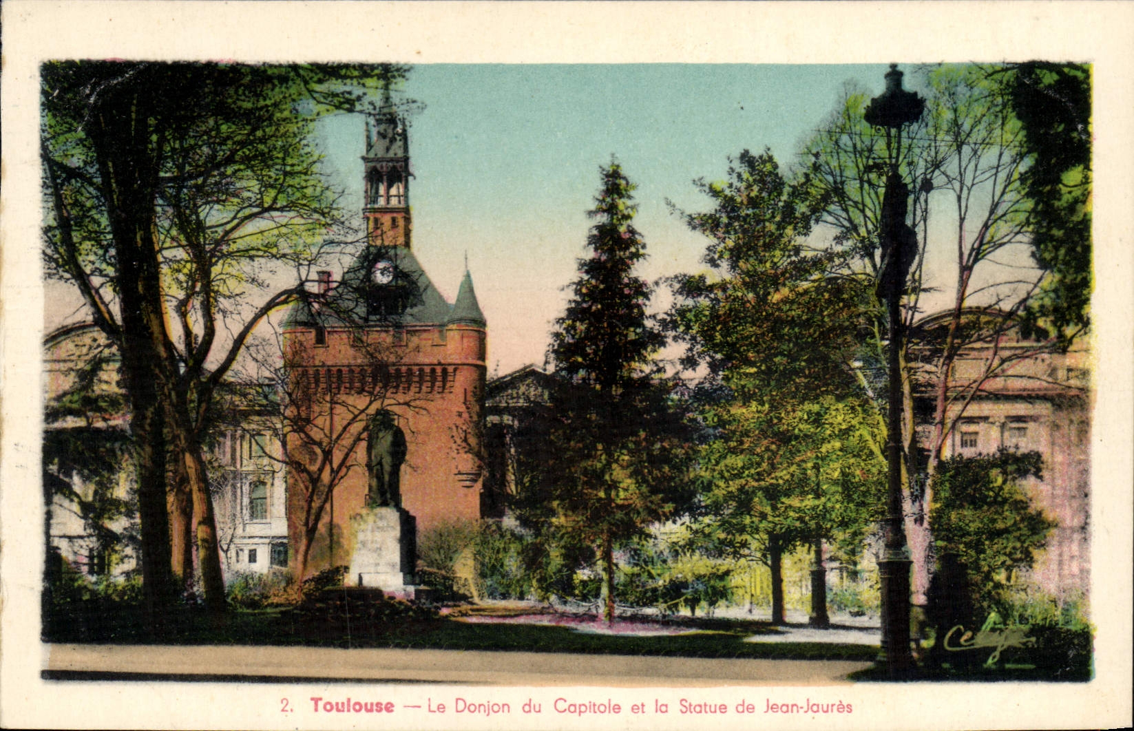 VINTAGE POSTCARD Toulouse the keep of Capitole and the statue of Jean Jaures