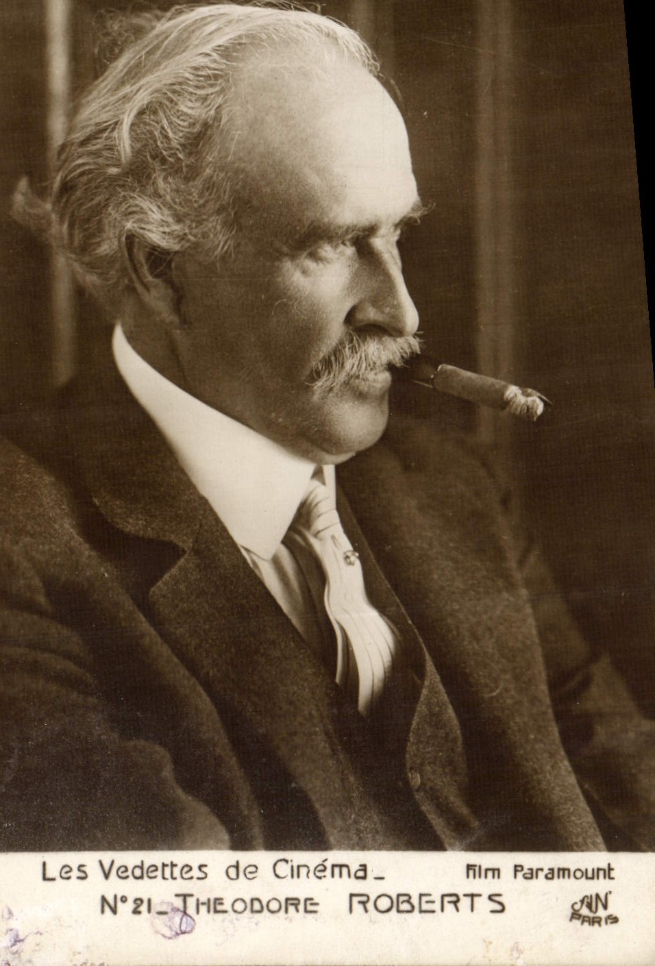 CPA Fantaisie Tabac Cinema Theodore Roberts Paramount Cigare