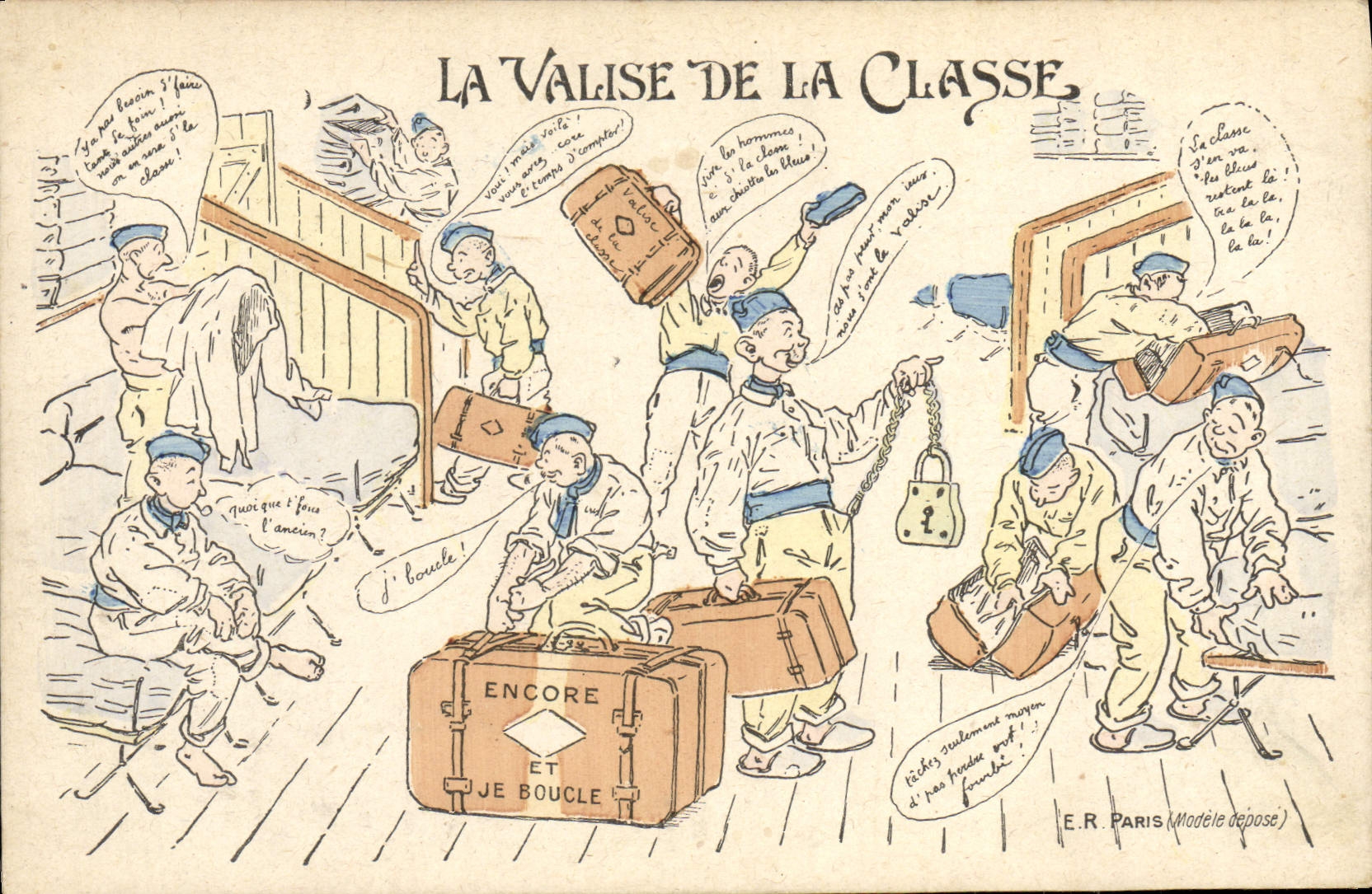 CPA Militaria La valise de la classe