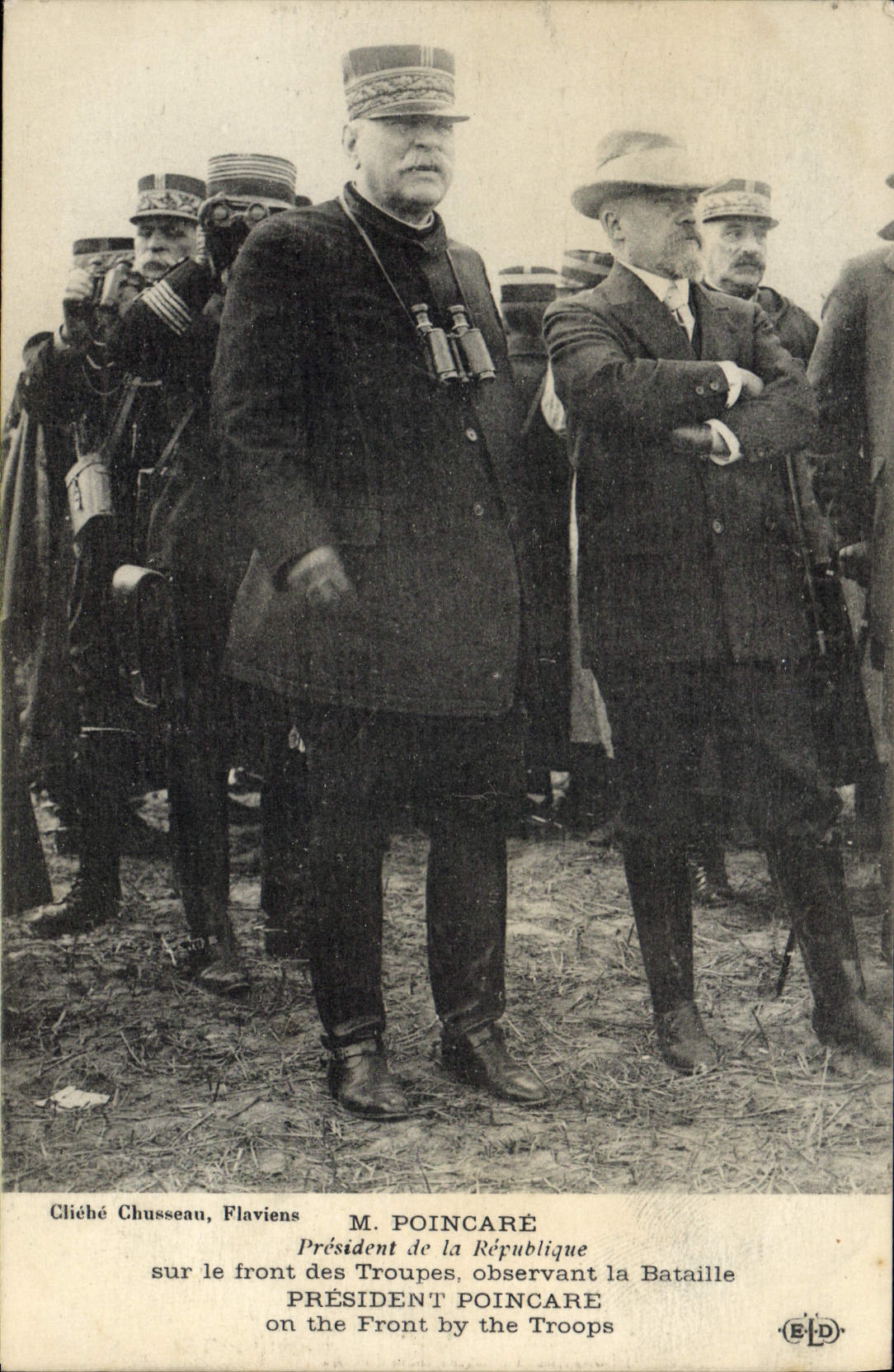 VINTAGE POSTCARD Poincare President of the Republic on the face of the Troops observing the battle
