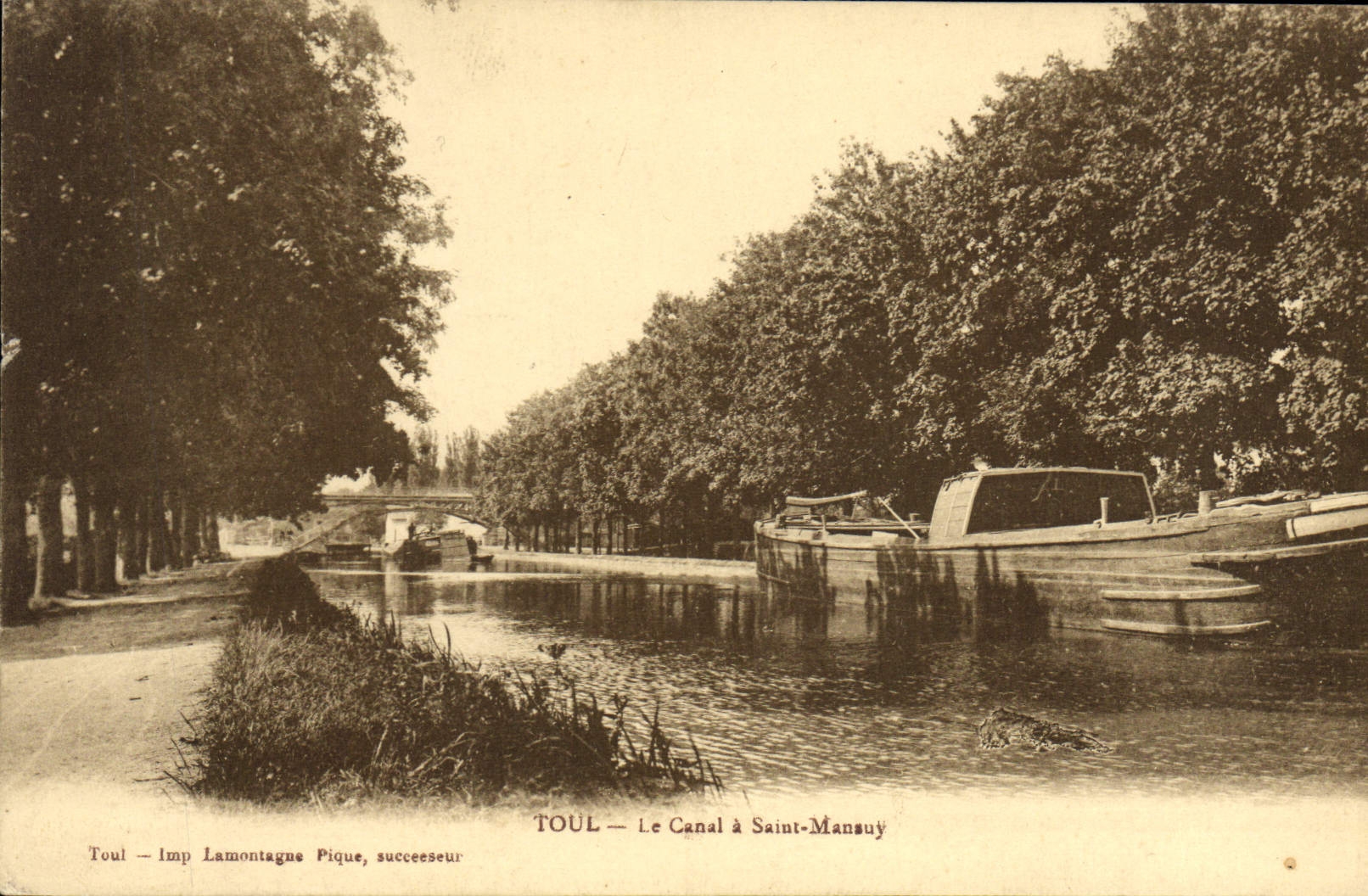 CPA Bateau Peniche Toul La canal a Saint Mansuy