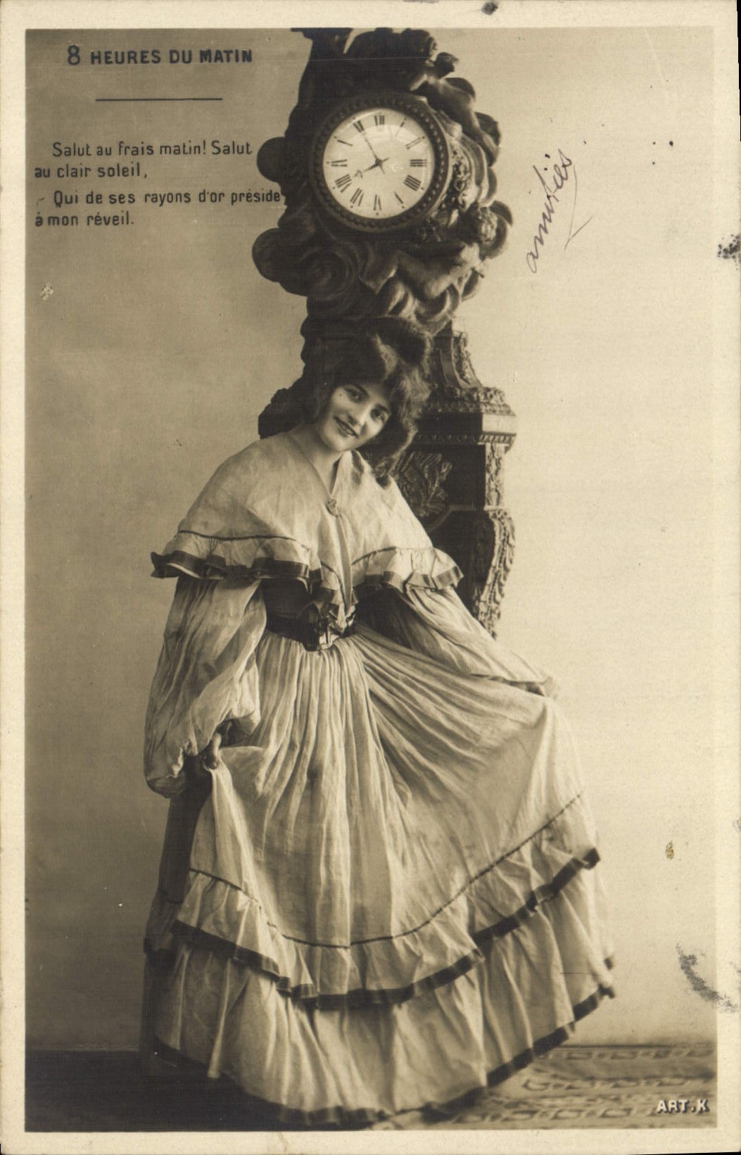 VINTAGE POSTCARD Fantasy Woman 8 hours of the morning Clock