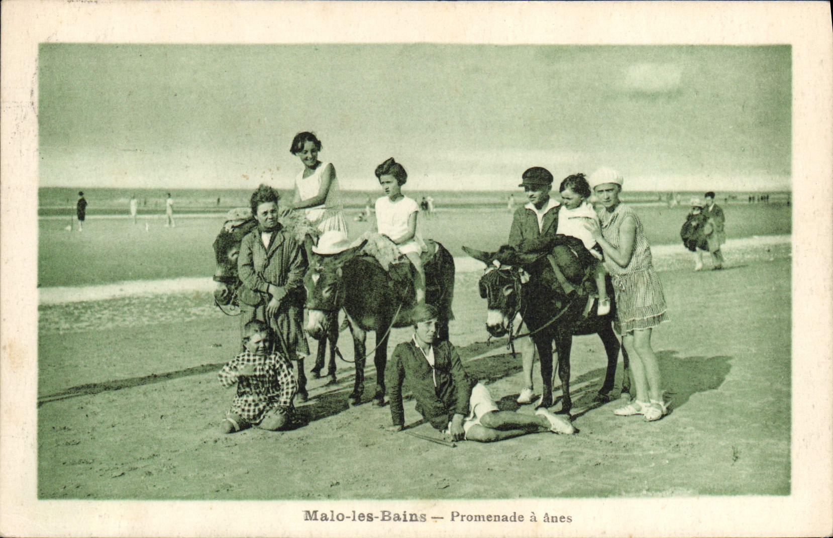 VINTAGE POSTCARD Ane Mule Malo les Bains Promenade has asses