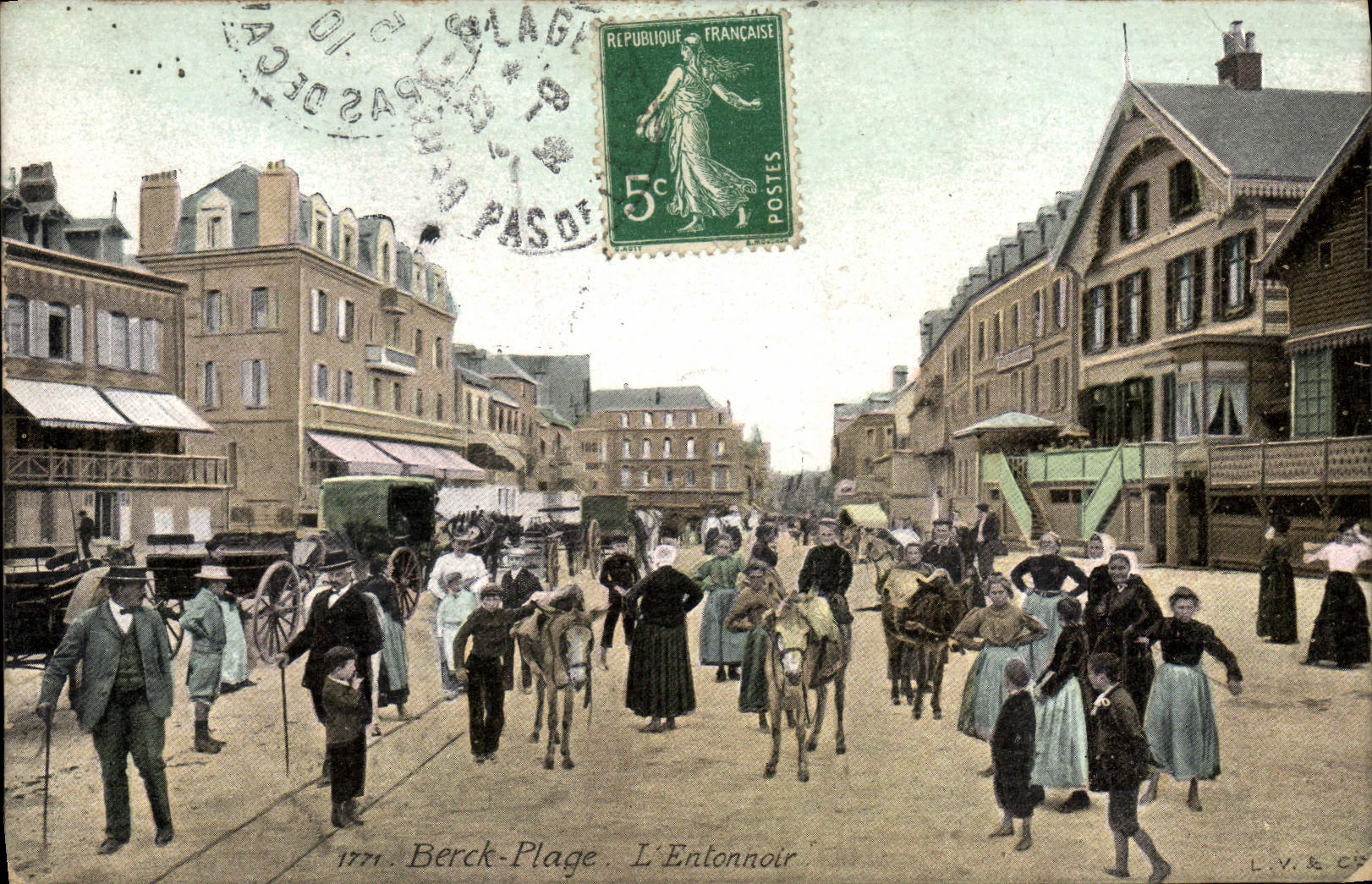 VINTAGE POSTCARD Ass Mule Berck Beach the funnel