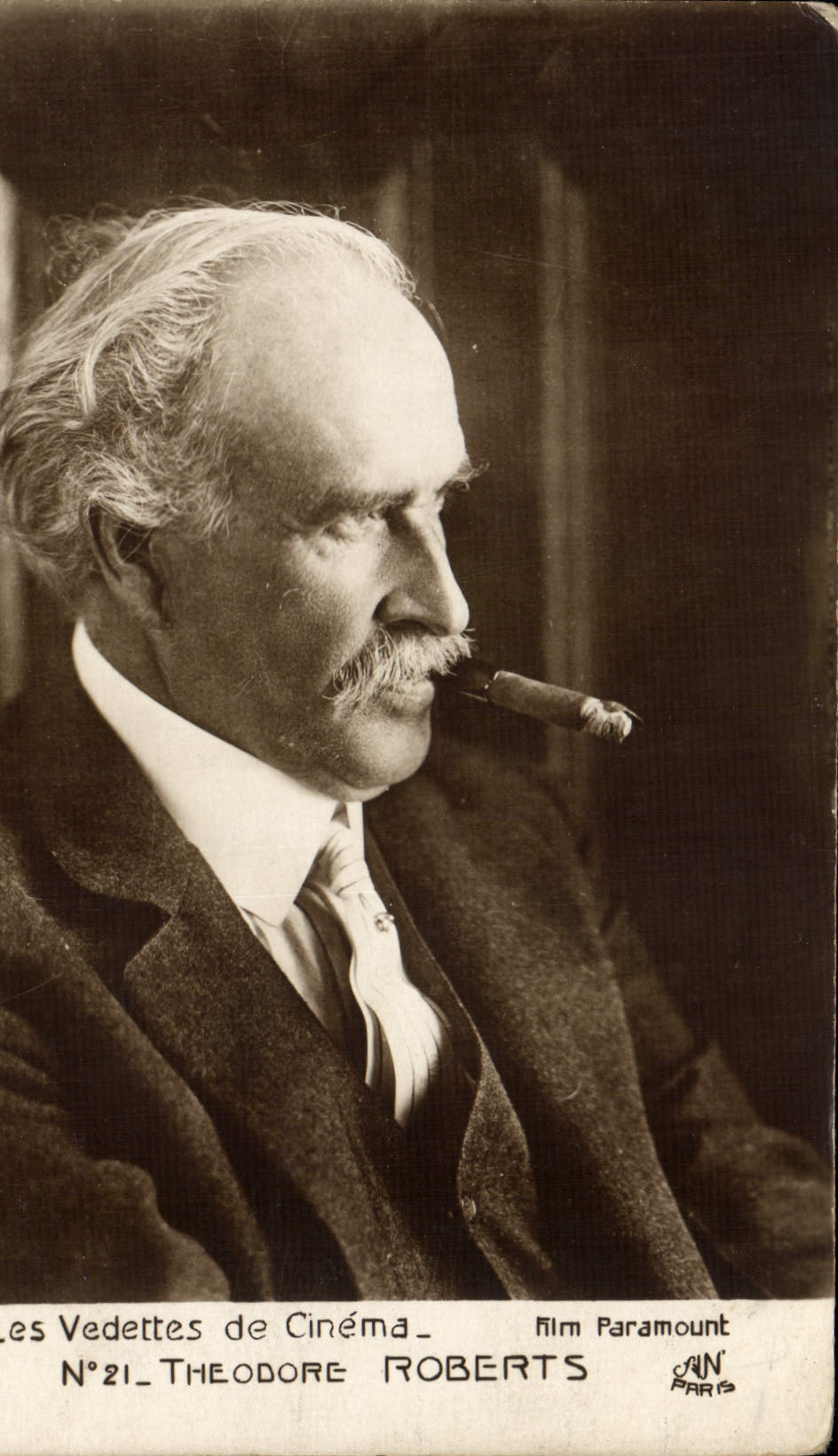 CPM Cinema Theodore Roberts Cigare Tabac