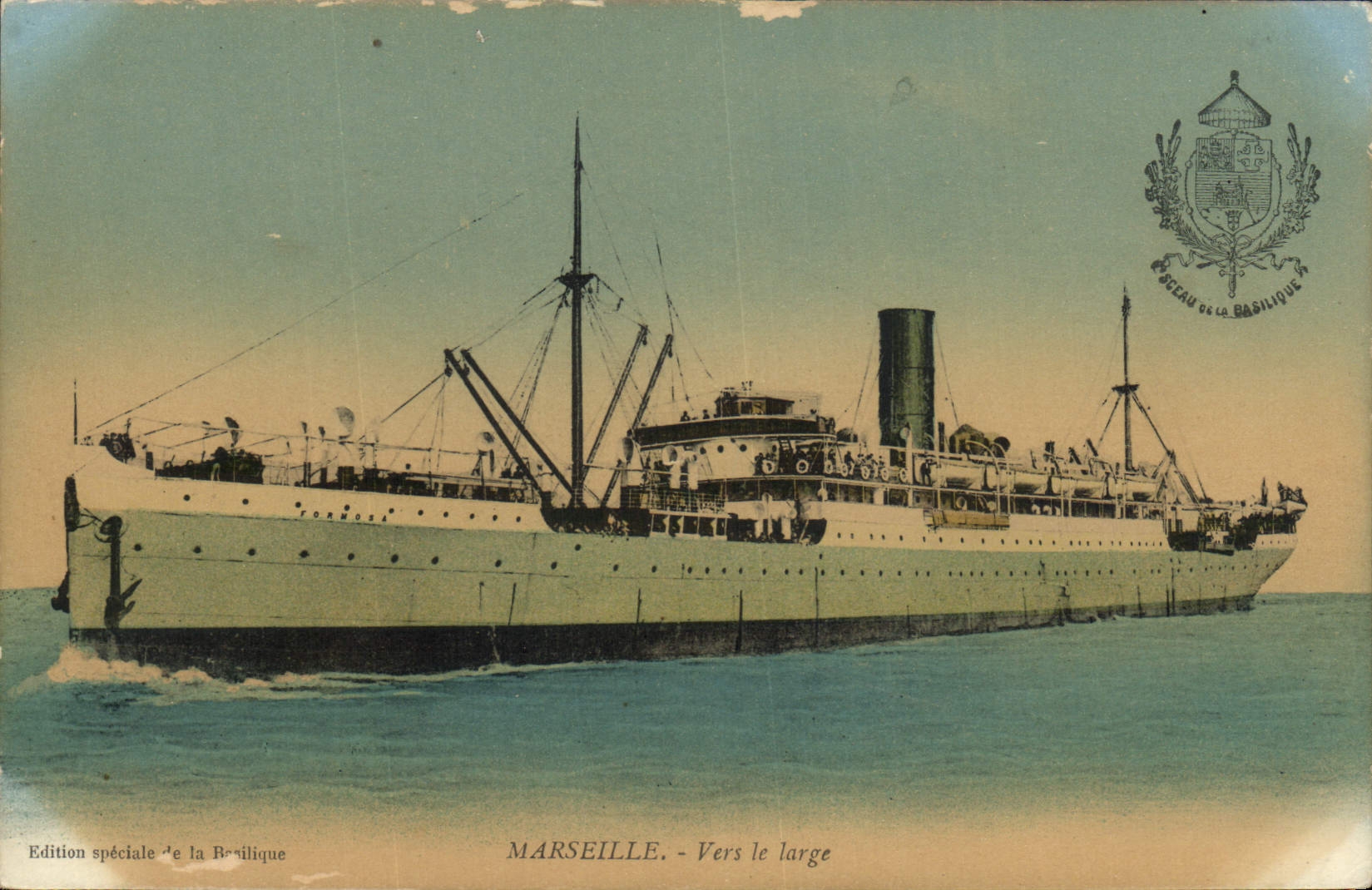 VINTAGE POSTCARD Boat Marseilles Steamer Towards the broad one