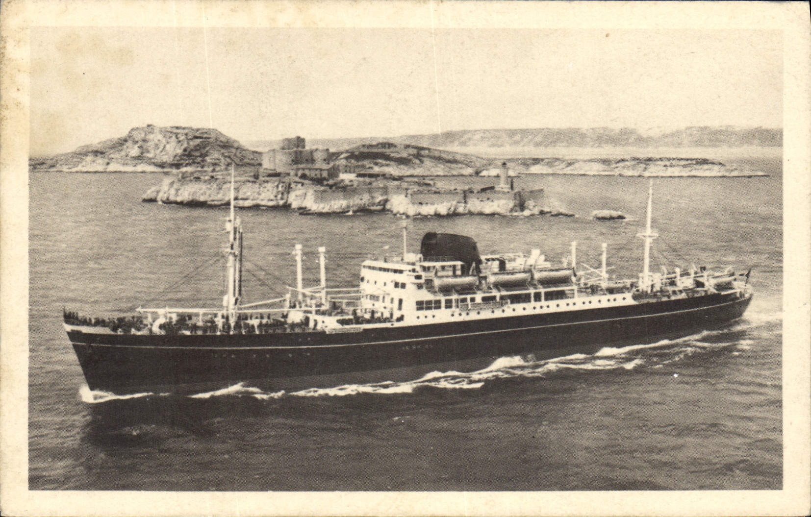 El barco de la POSTAL de la VENDIMIA mezcló el transporte marítimo hacia fuera empaquetado Pedro de Steamers Fernando de Lesseps Bourdonnais Jean Laborde