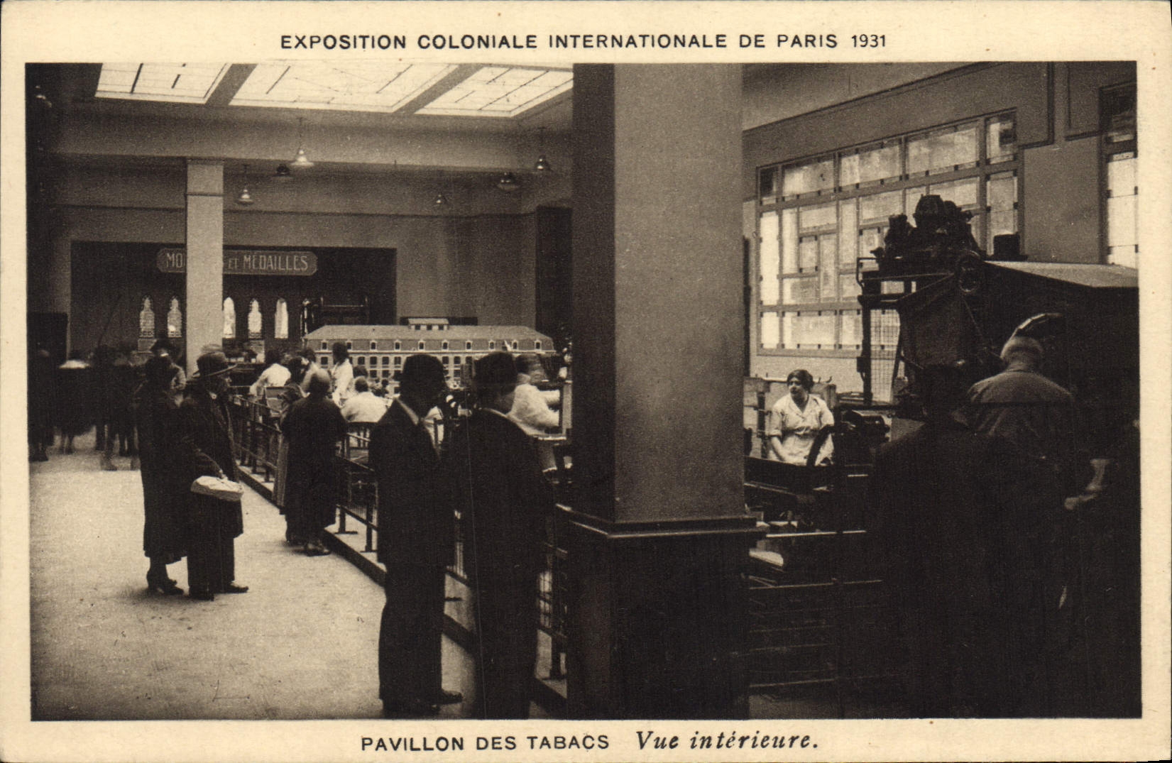 VINTAGE POSTCARD Paris Tobacco Fair colonial international of Paris 1931 House of the tobaccos Seen interior