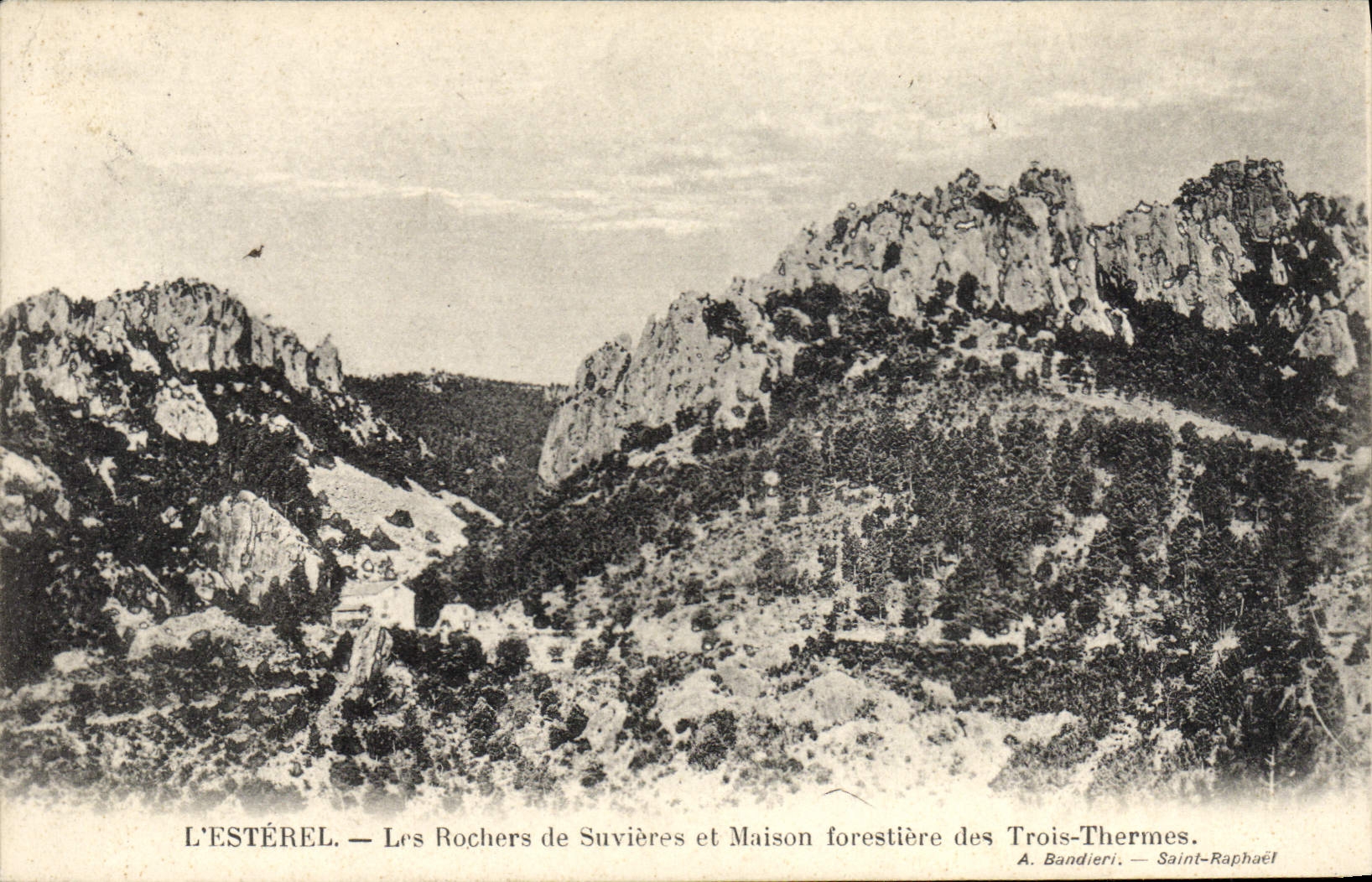 CPA Foret L'Esterel Les rochers de Survieres et Maison forestiere des Trois Thermes