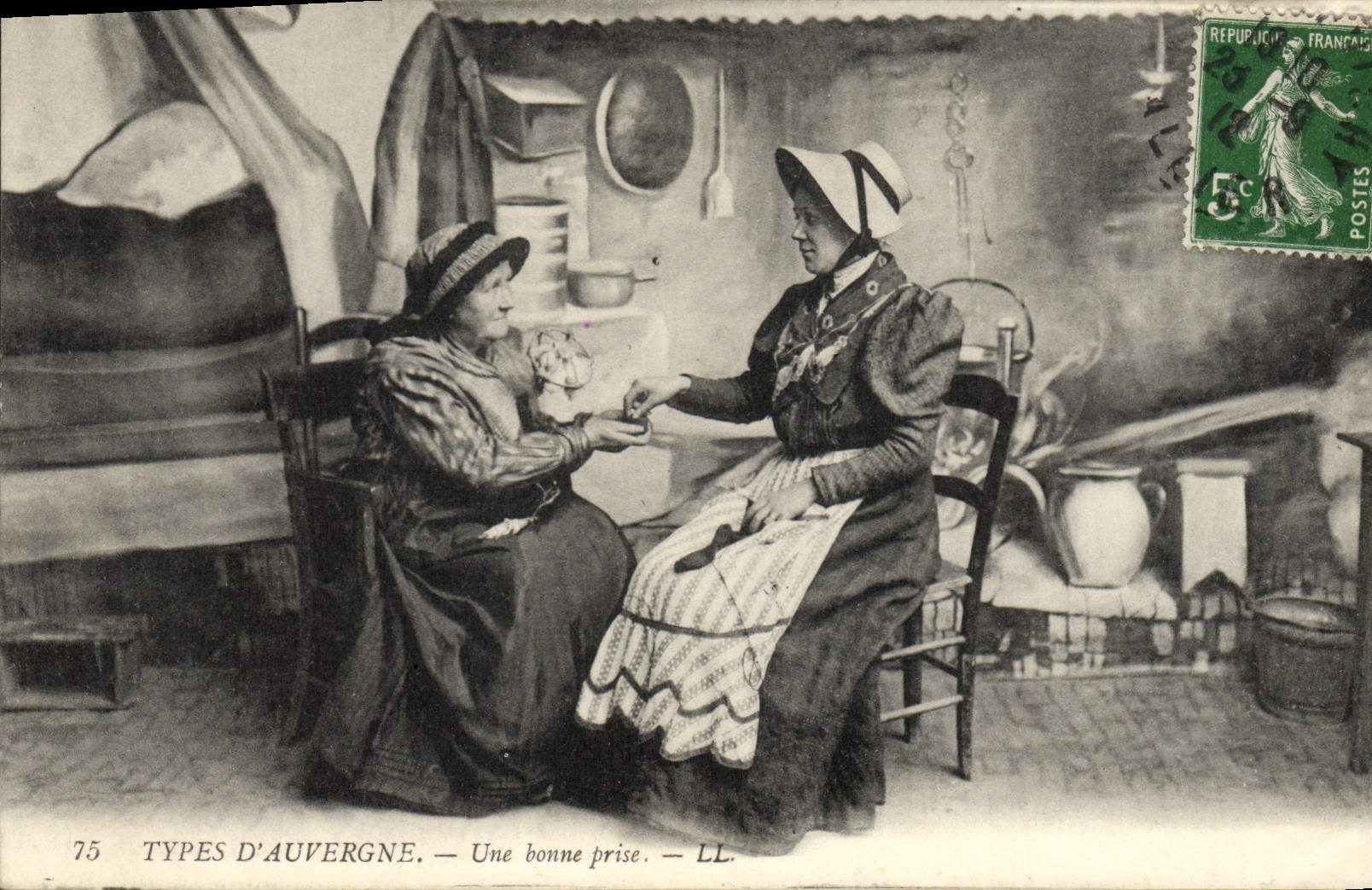 VINTAGE POSTCARD Auvergne Tobacco a good catch Folklore