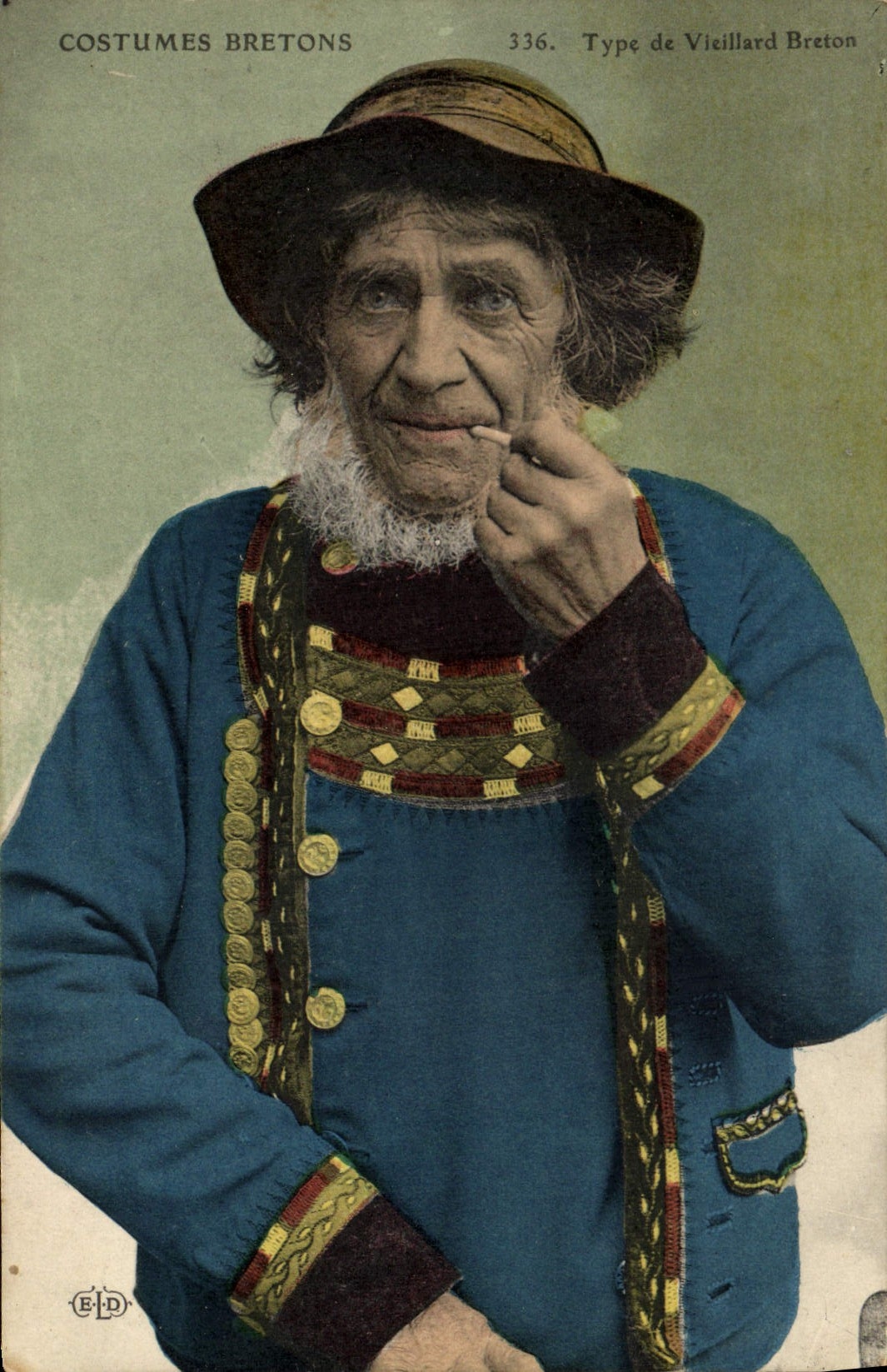 VINTAGE POSTCARD Standard Tobacco of Breton old man Folklore