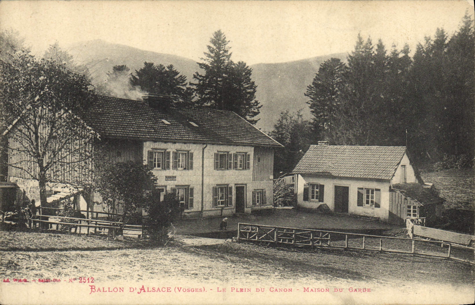 VINTAGE POSTCARD Drill Balloon of Alsace the full one with the gun House of the guard