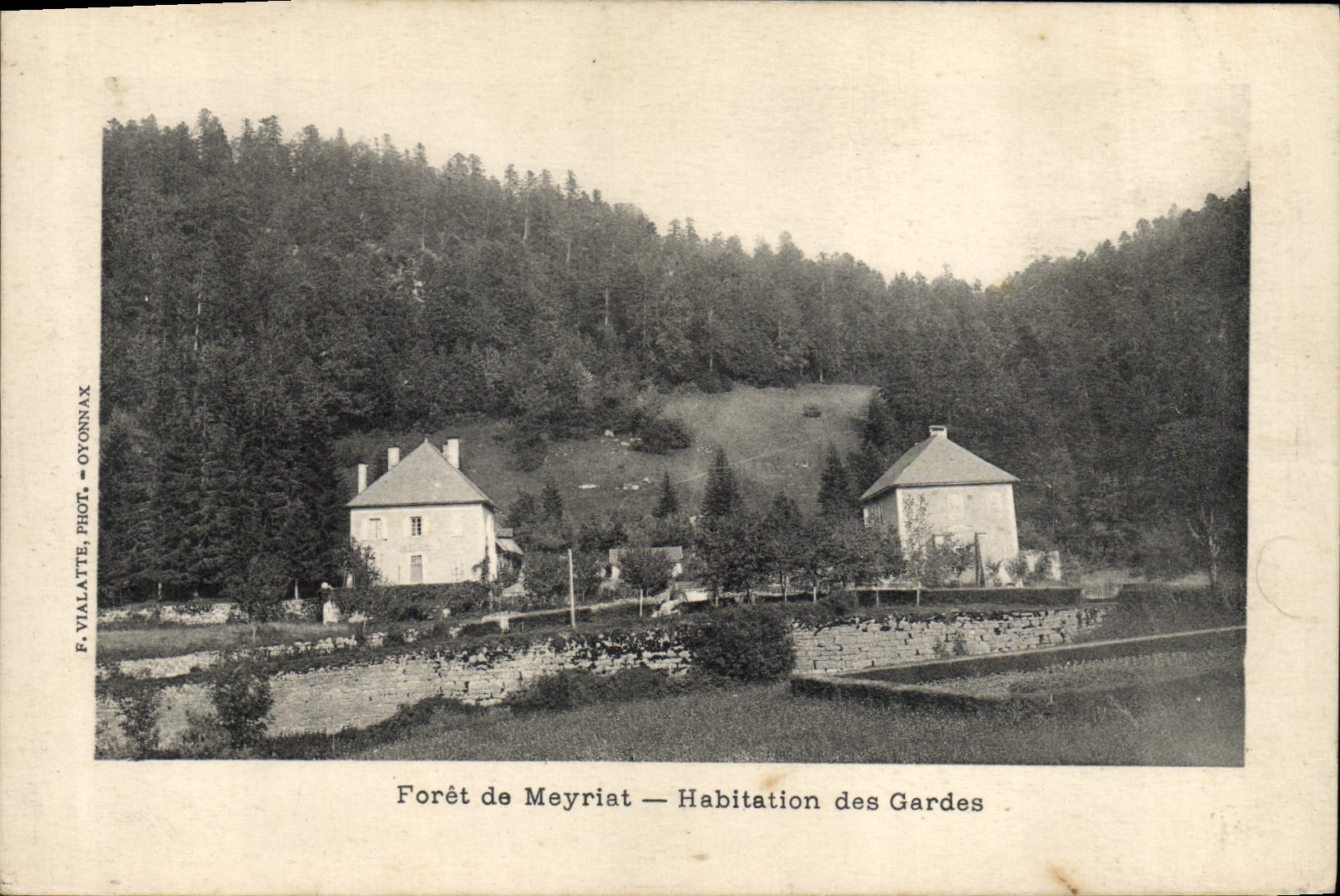 VINTAGE POSTCARD Drill of Meyriat Dwelling of the guards