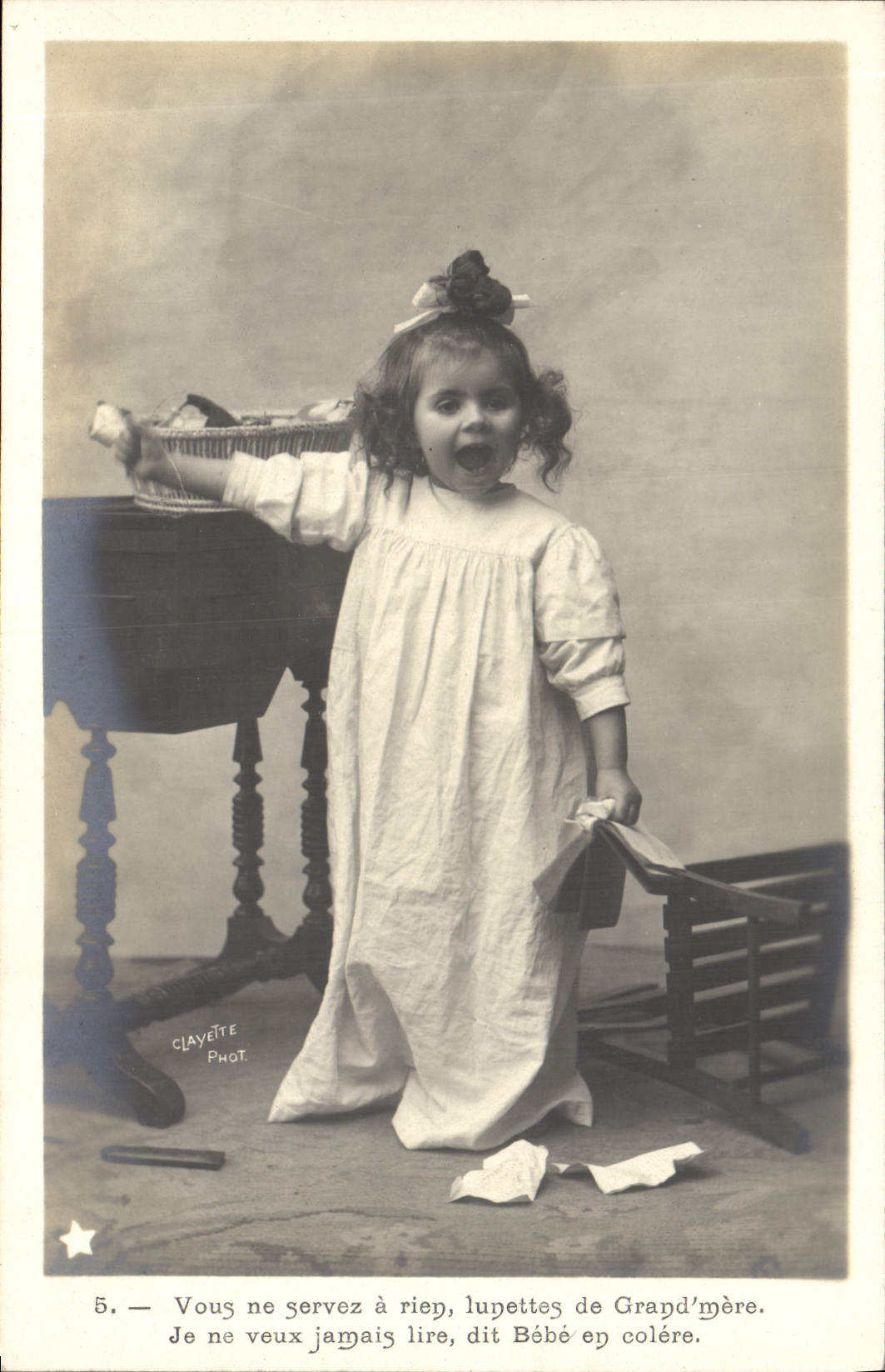 VINTAGE POSTCARD Fantasy Child Glasses