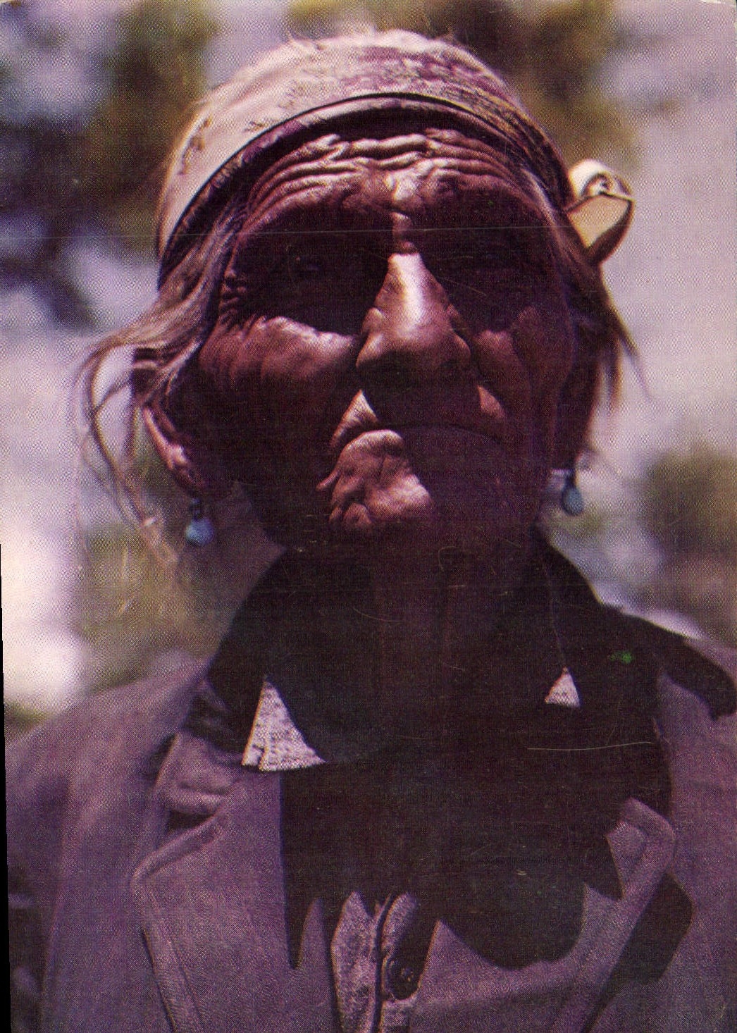 VINTAGE POSTCARD Indian Old Navajo sheepherder