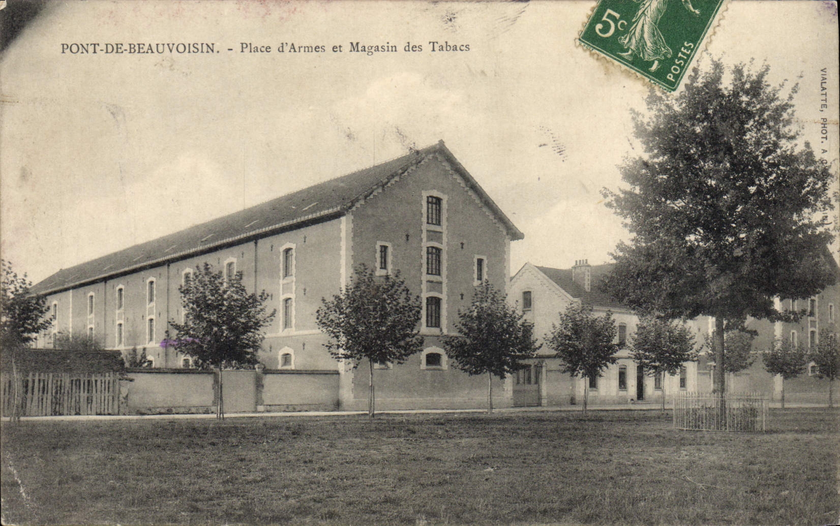 VINTAGE POSTCARD Pont of Beauvoisin Places of weapons and store of the tobaccos