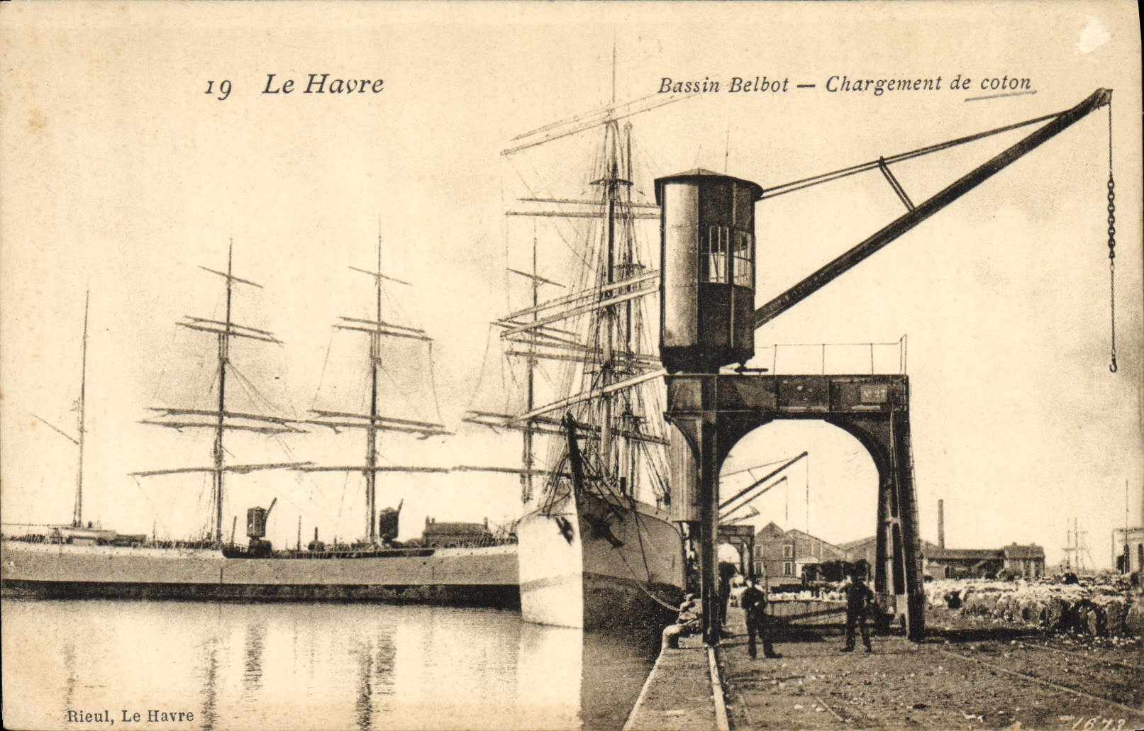 VINTAGE POSTCARD Le Havre Basin Belbot Loading of cotton