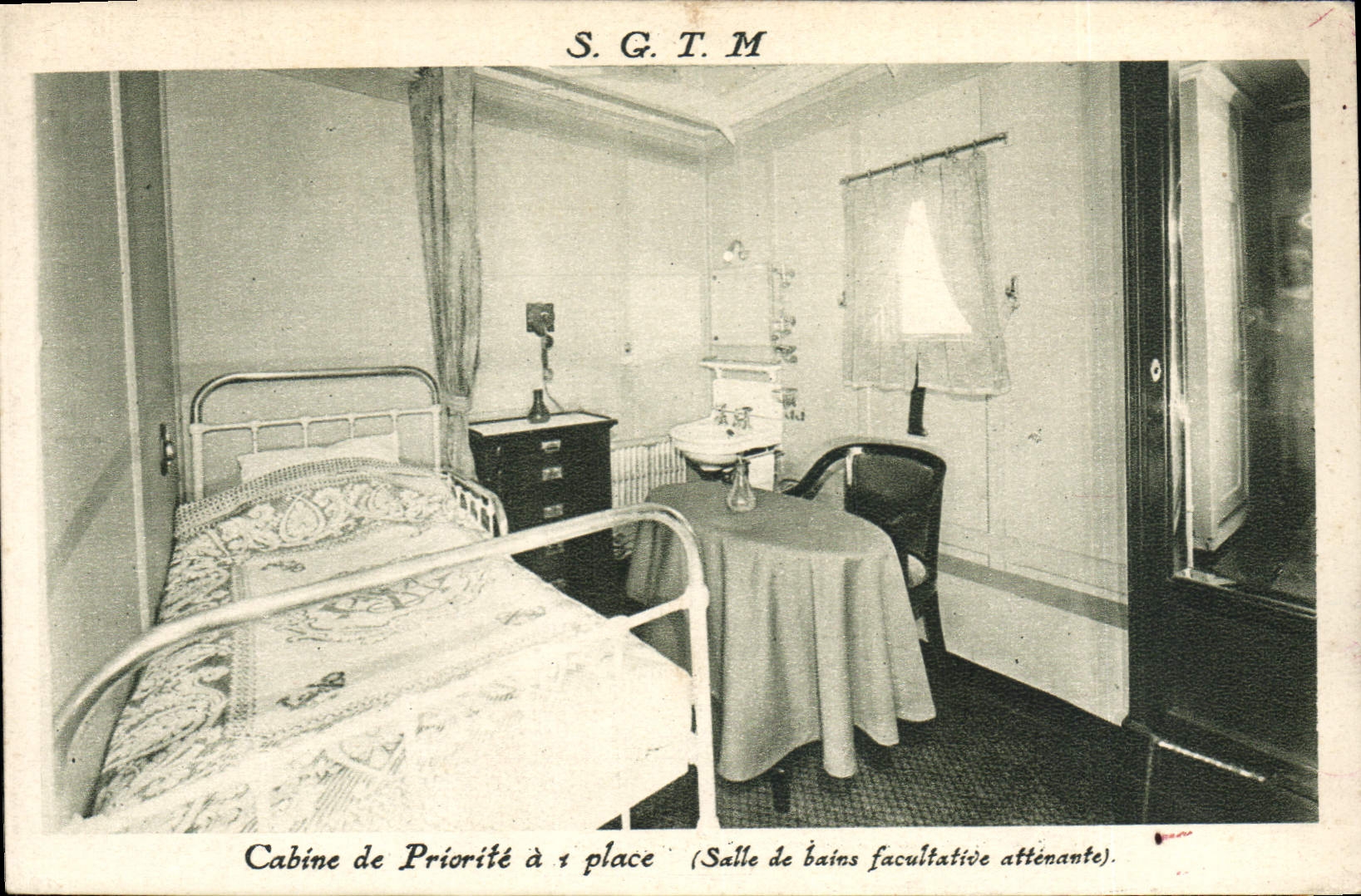 VINTAGE POSTCARD Bateau Steamer SGTM Cabine of priority has 1 place Salle de baths