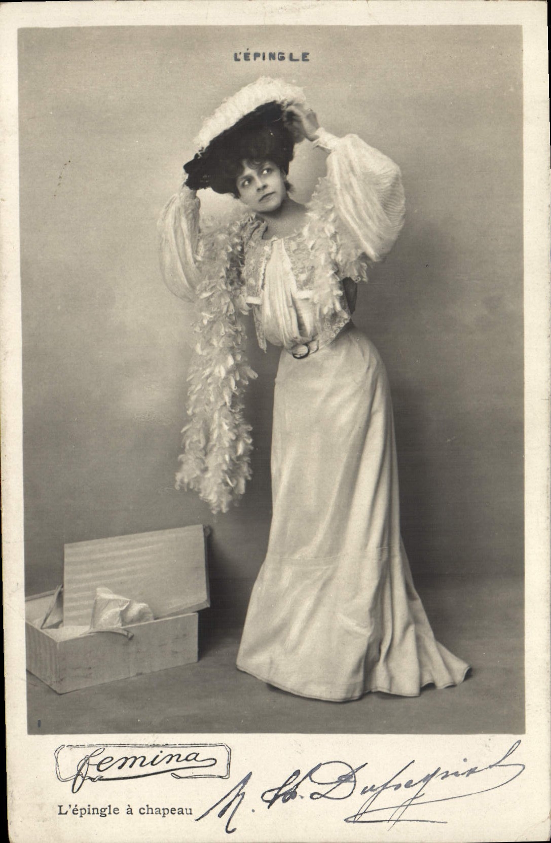 VINTAGE POSTCARD Fantasy Woman the pin