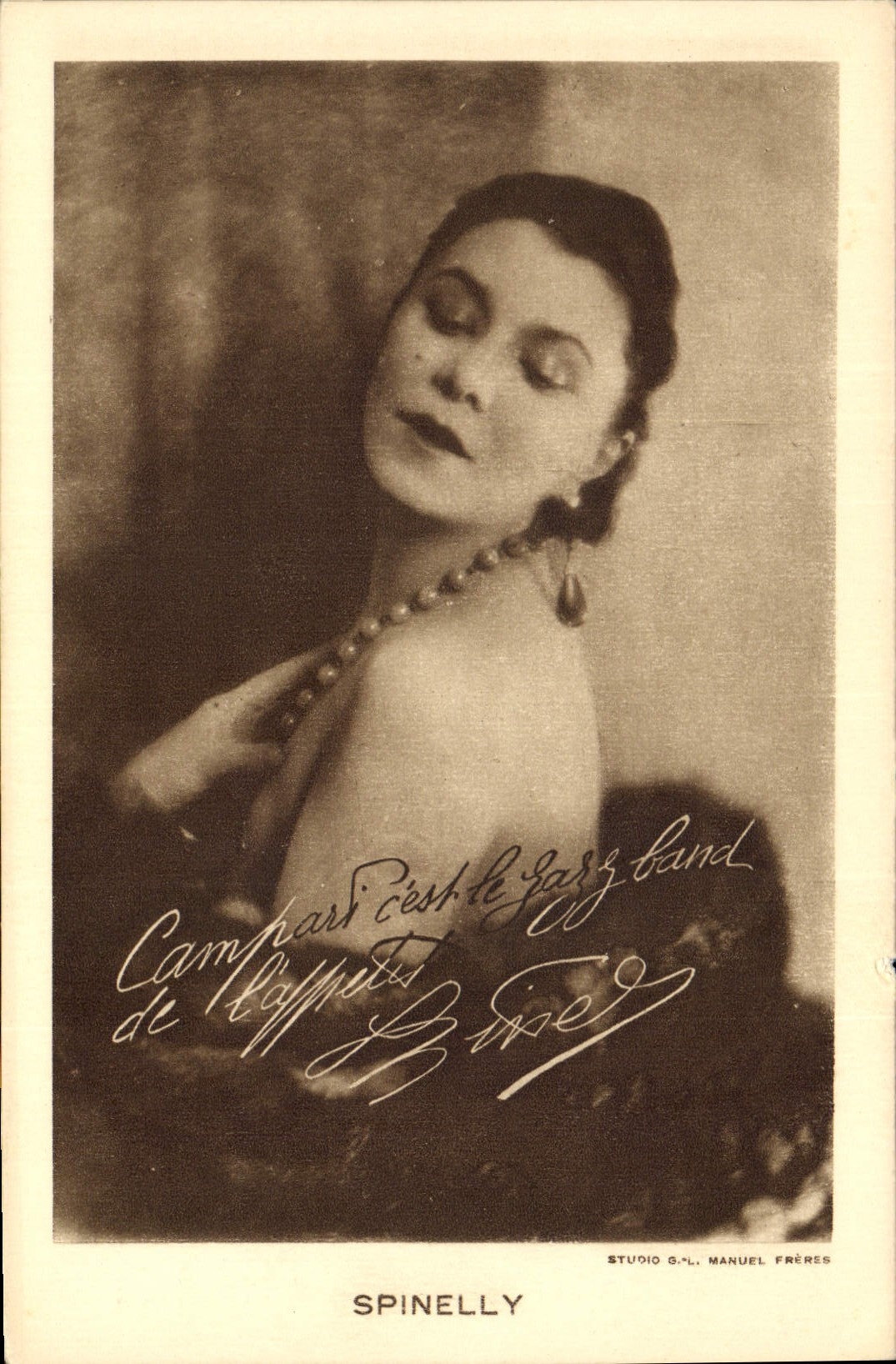 MODERN CARD Spinelly Cinema