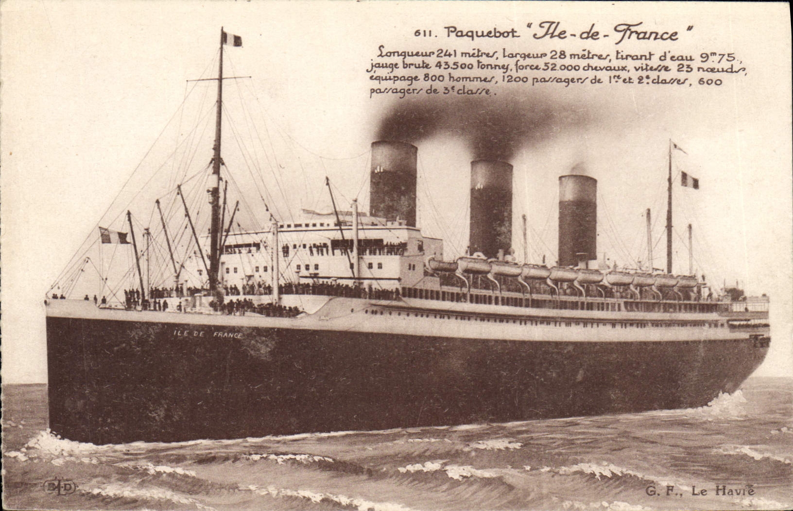 CPA Bateau Paquebot Ile de France 